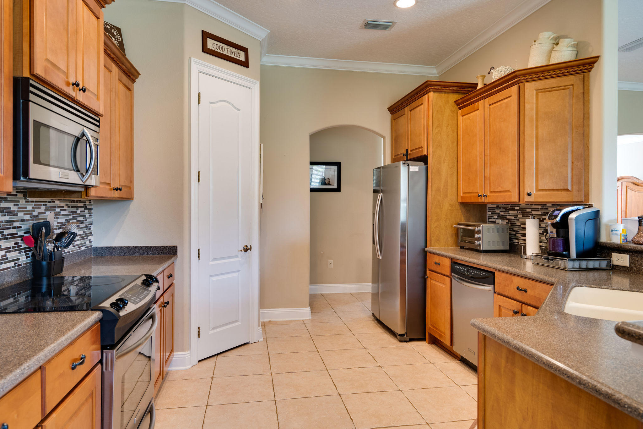 CHARDONNAY ESTATES - Residential