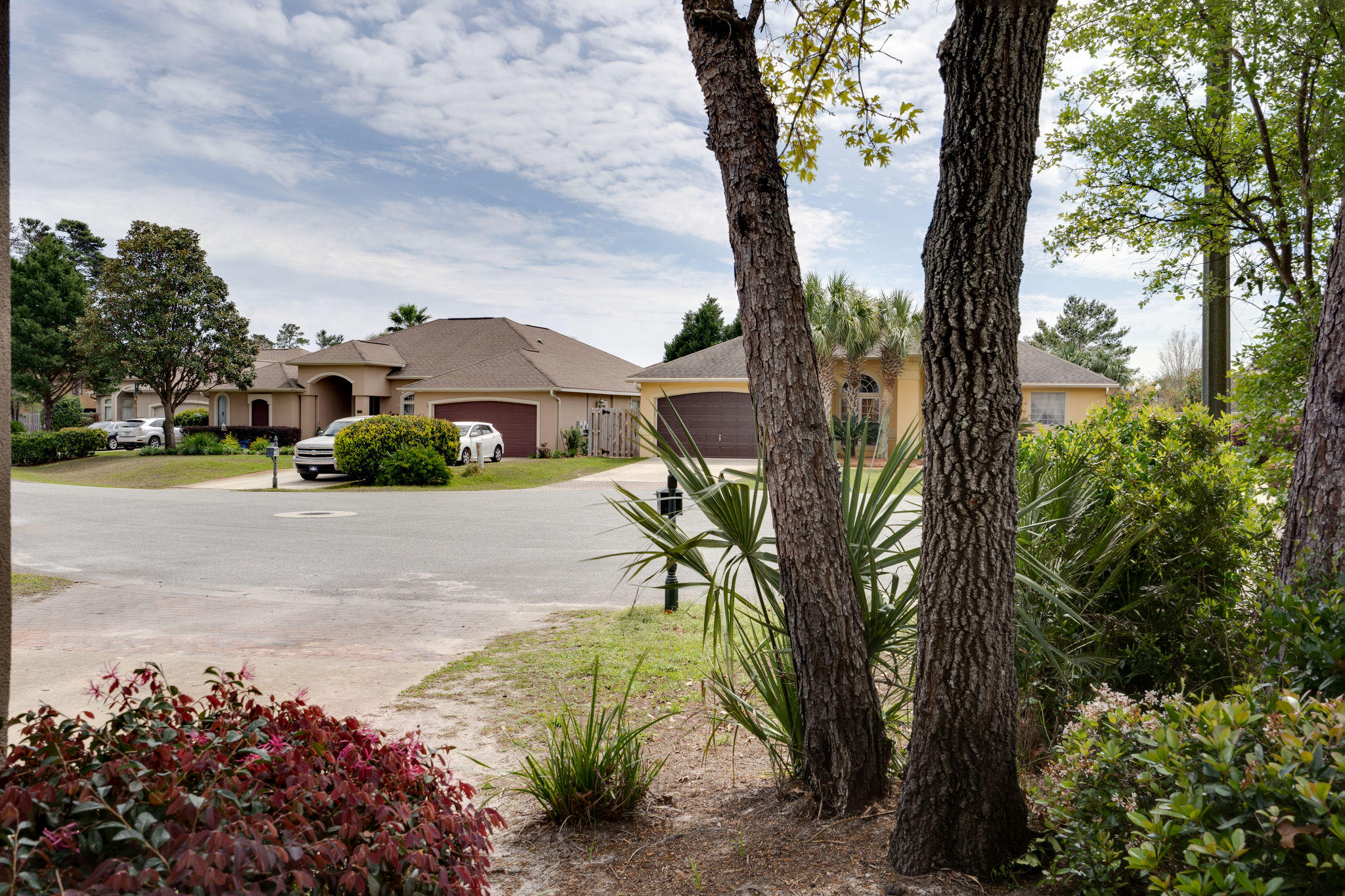 CHARDONNAY ESTATES - Residential