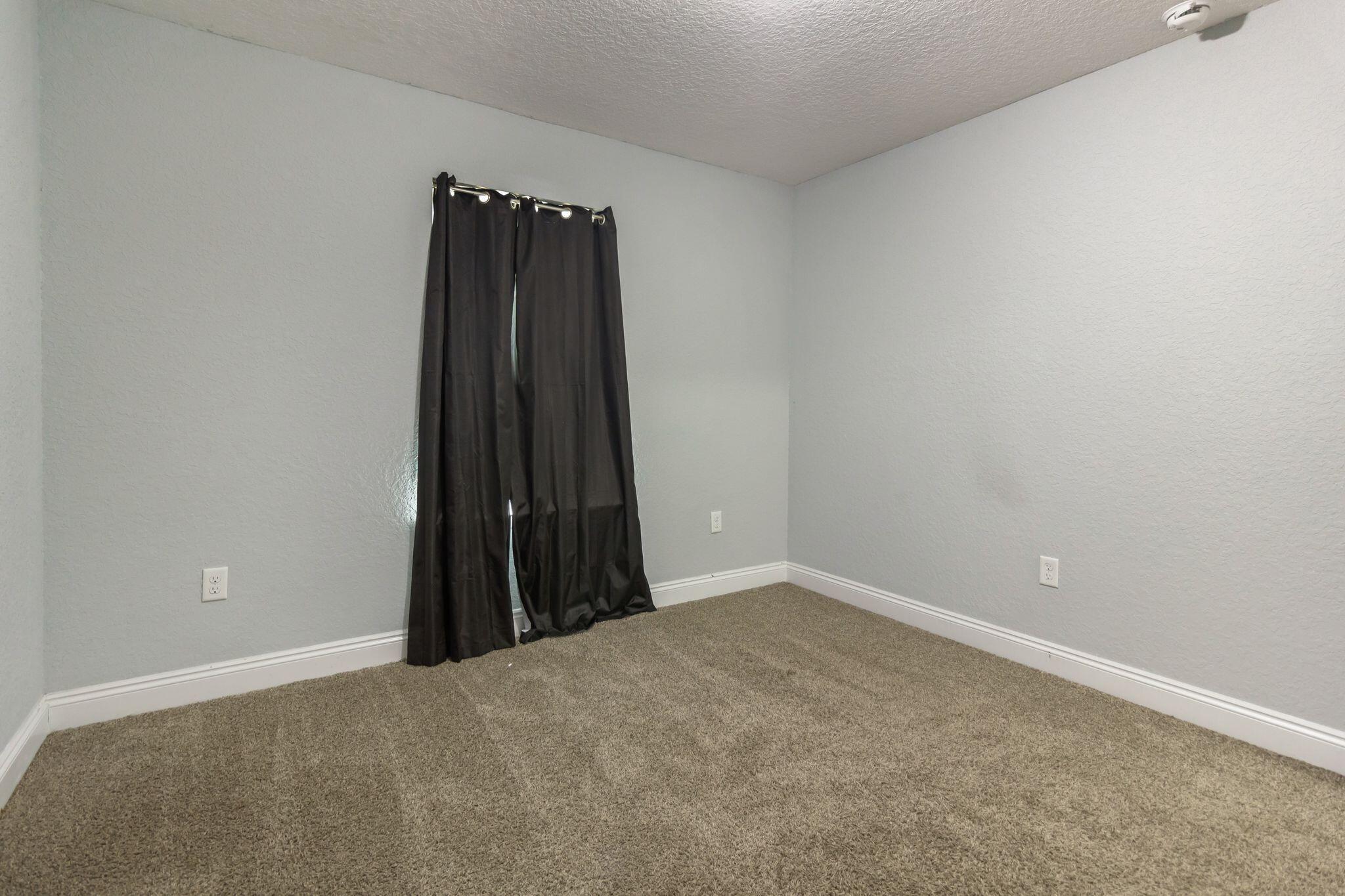 TRAILWOOD ESTATES - Residential Lease
