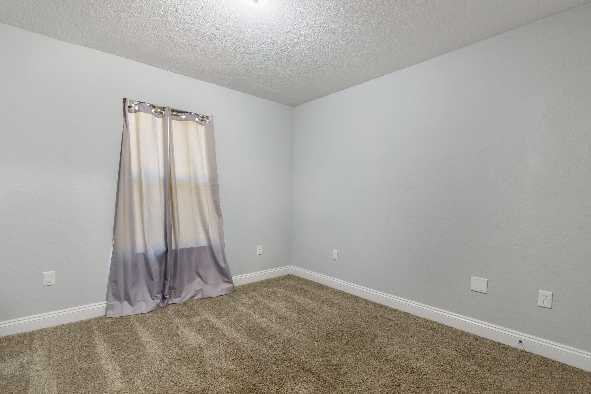 TRAILWOOD ESTATES - Residential Lease