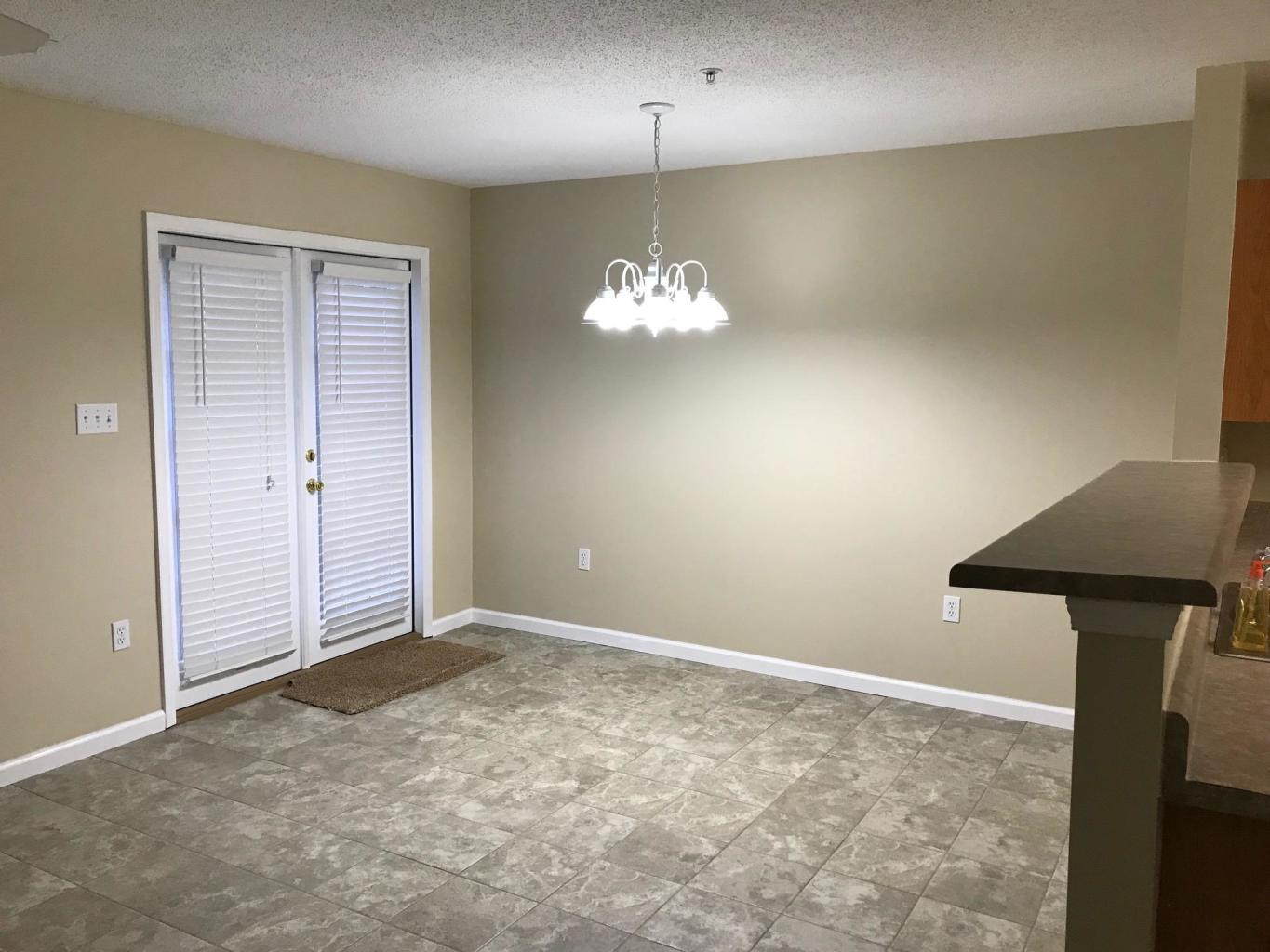 ROLLING PINES - Residential