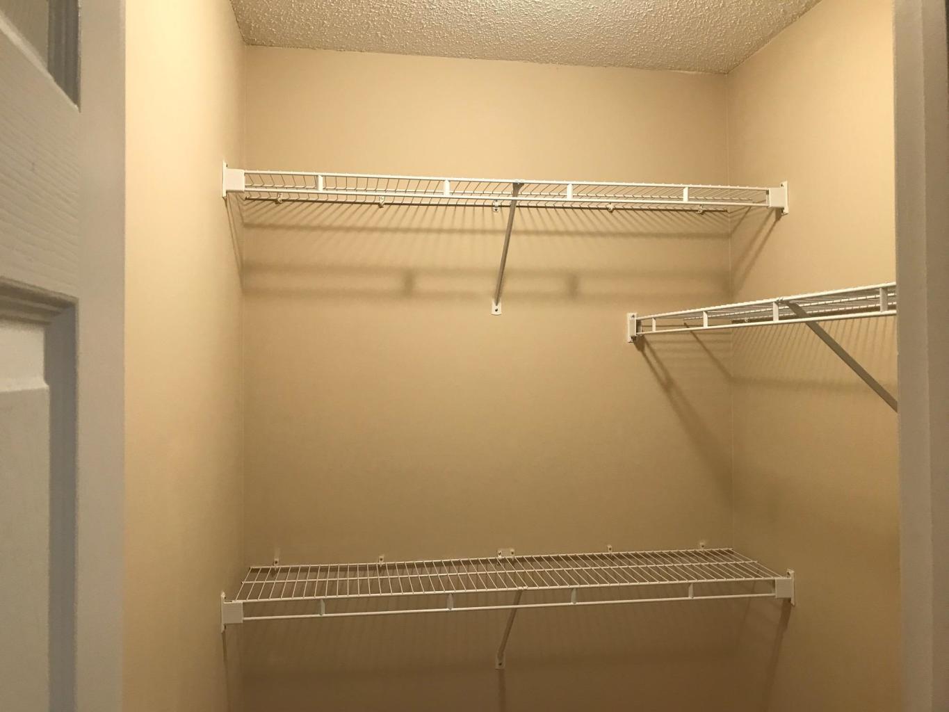 ROLLING PINES - Residential