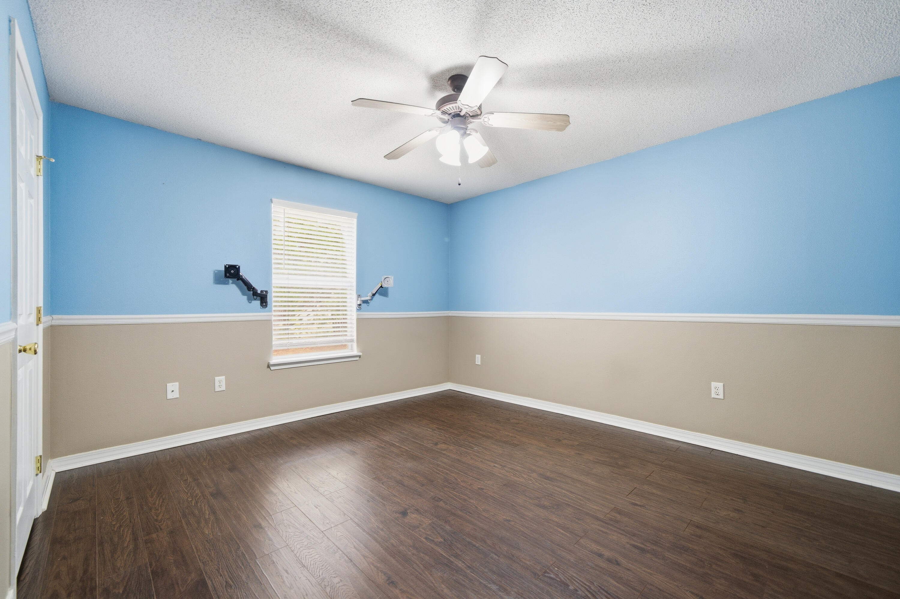 HOLLEY BY THE SEA - Residential Lease