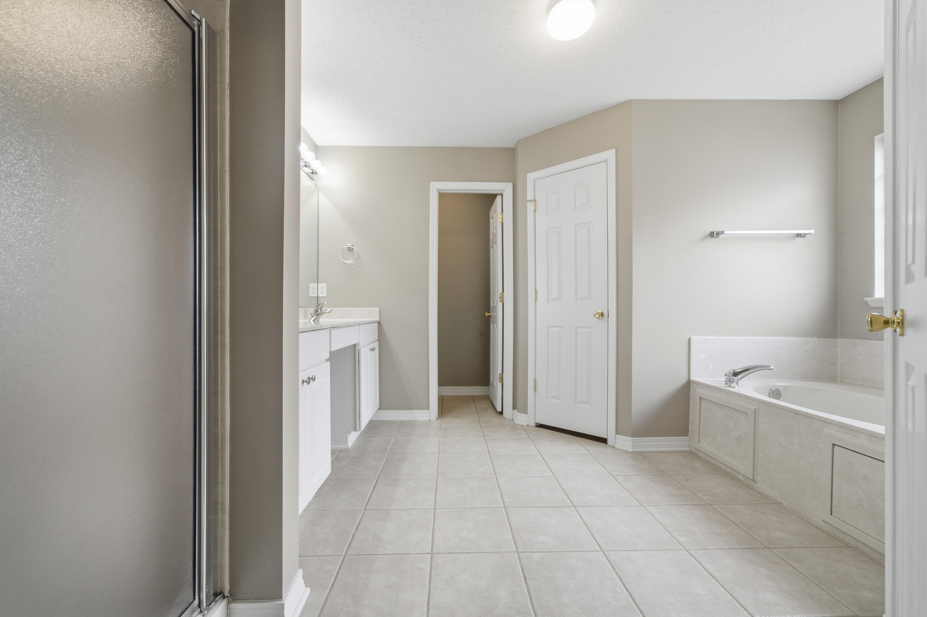 HOLLEY BY THE SEA - Residential Lease