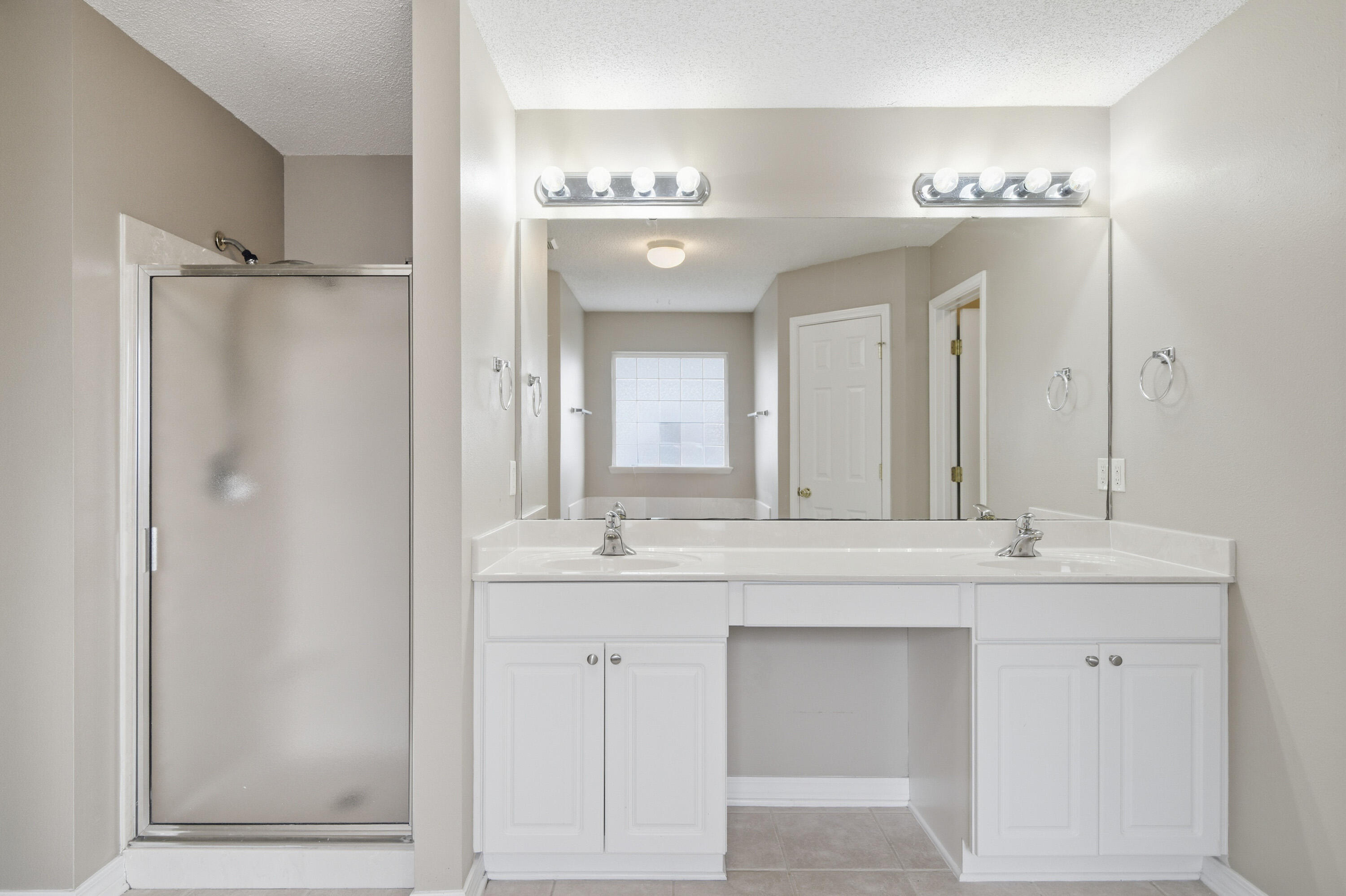 HOLLEY BY THE SEA - Residential Lease