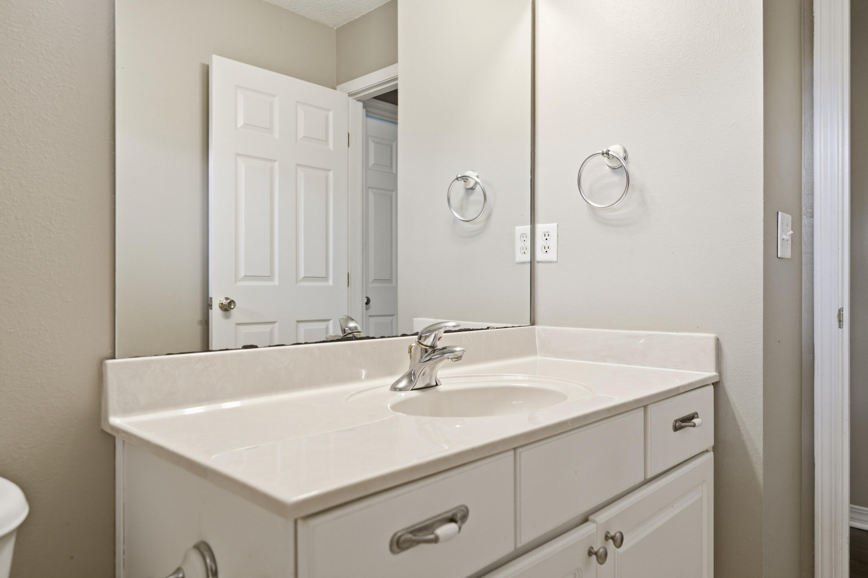 HOLLEY BY THE SEA - Residential Lease