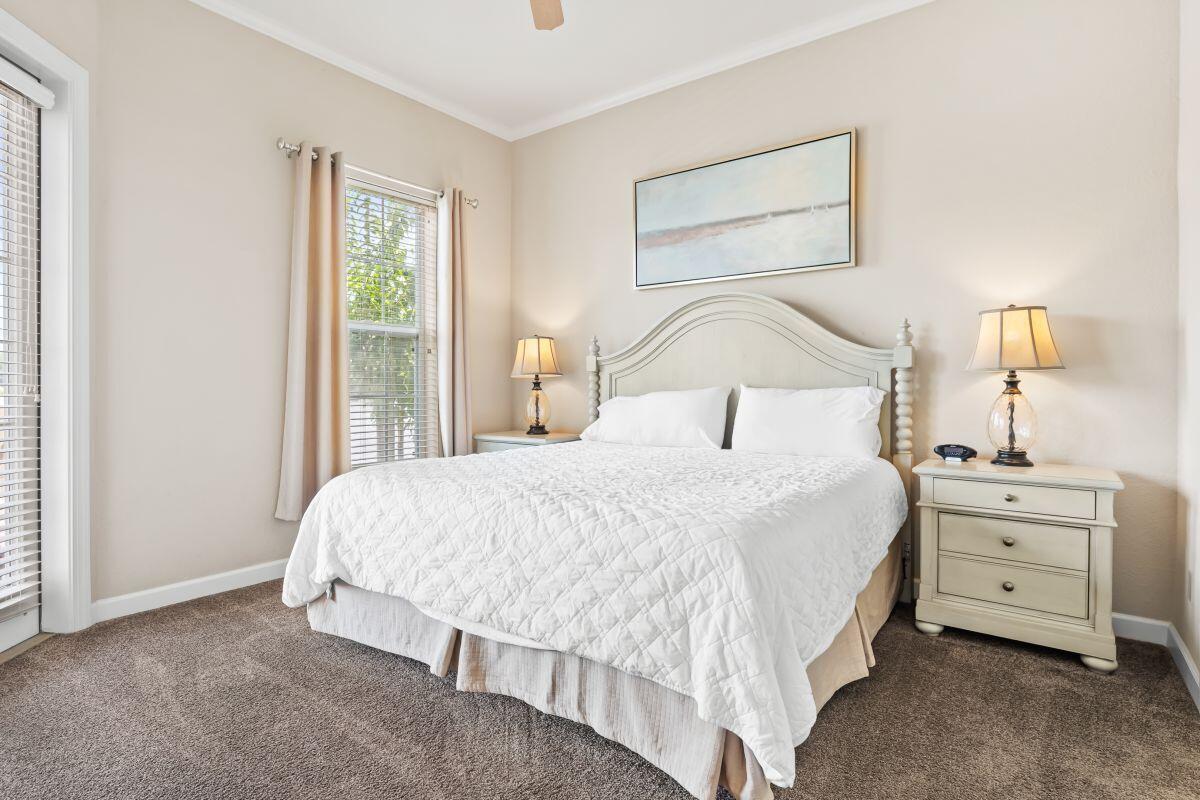 CRYSTAL COVE - Residential