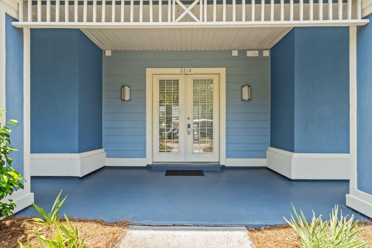 CRYSTAL COVE - Residential