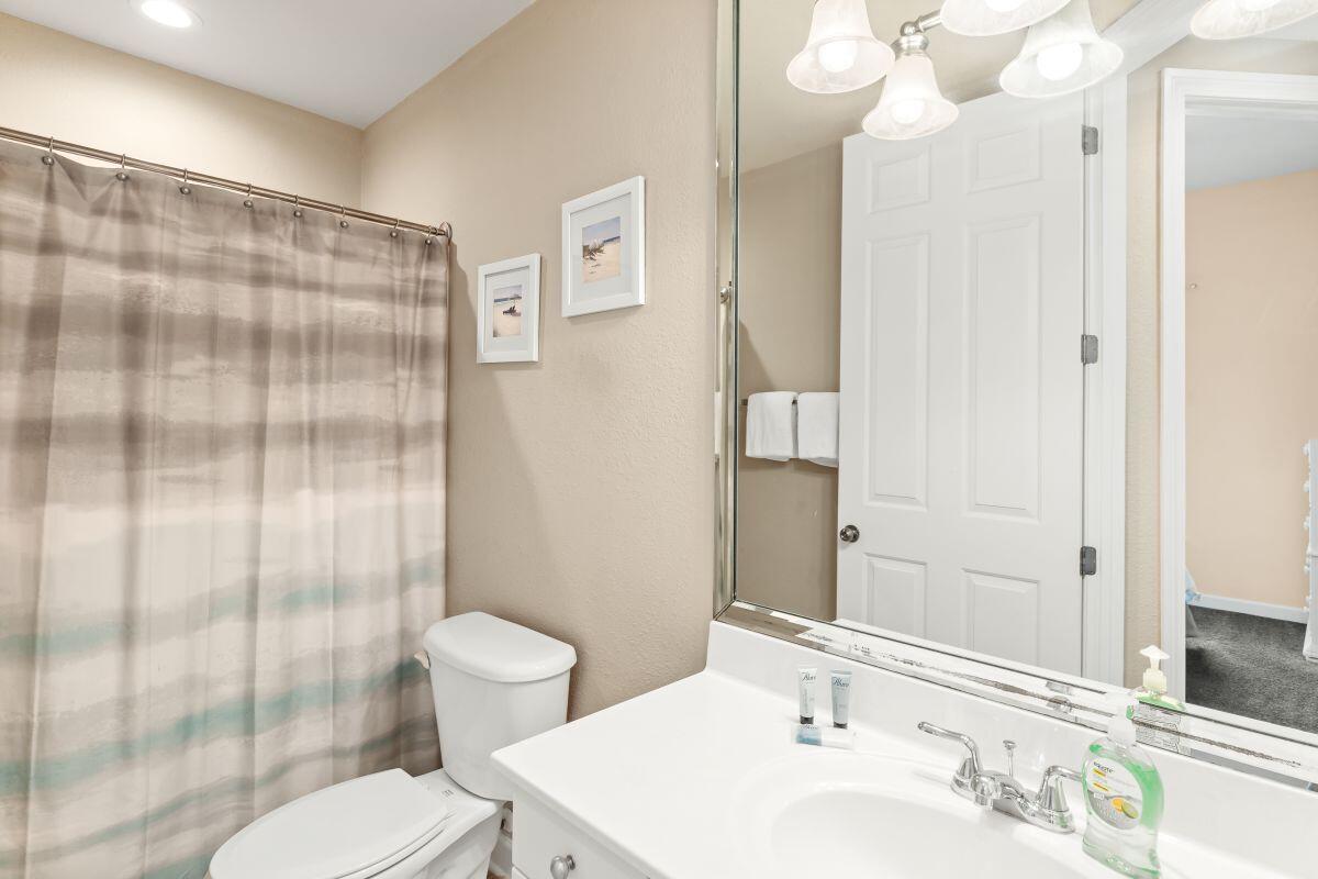 CRYSTAL COVE - Residential