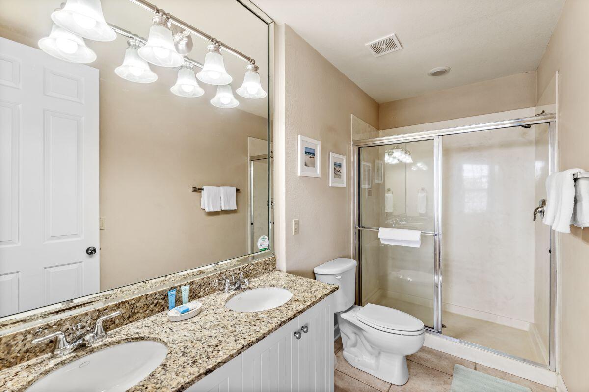 CRYSTAL COVE - Residential