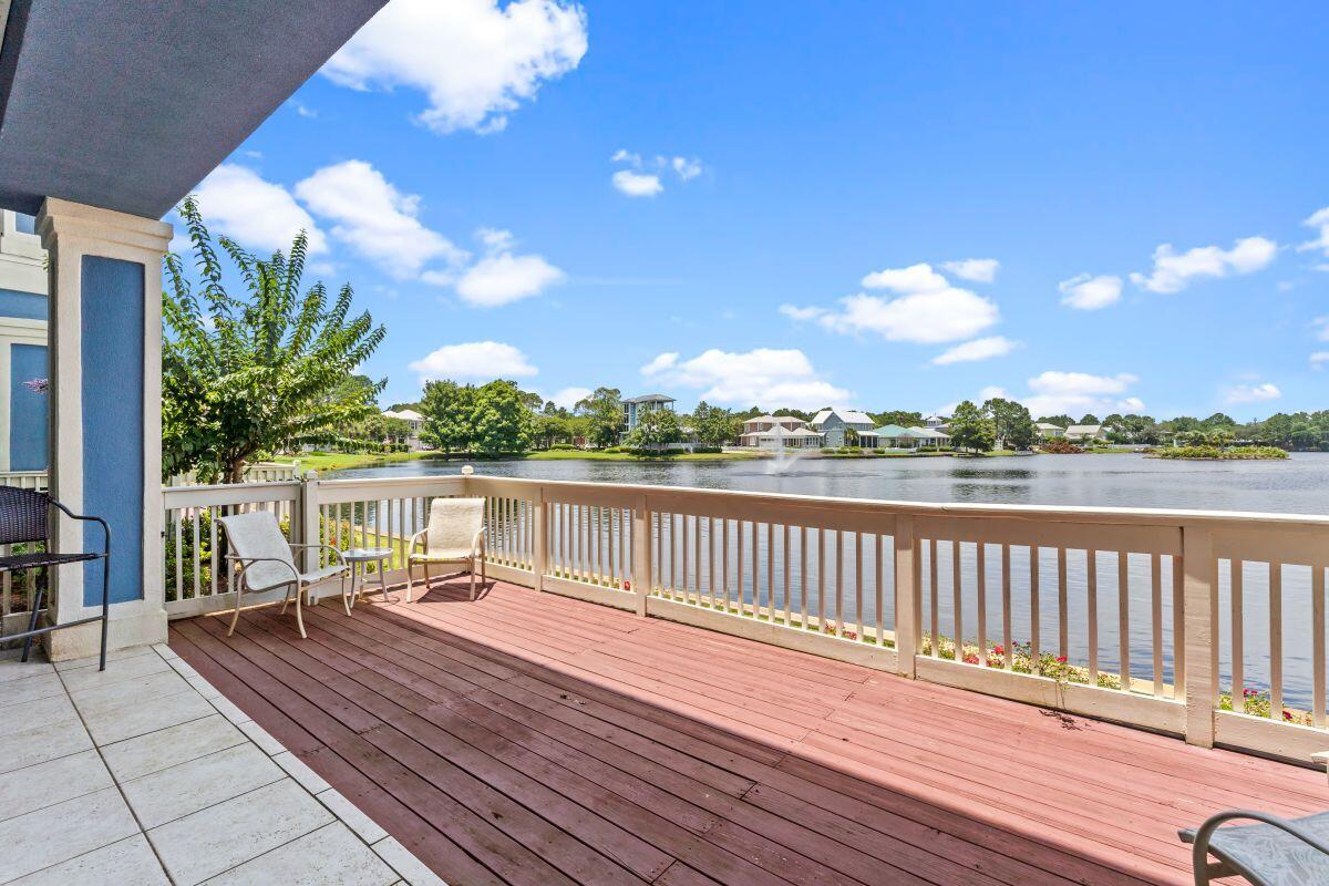 CRYSTAL COVE - Residential