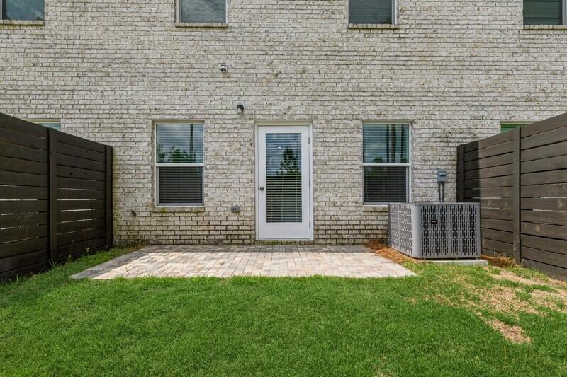 Stable Lanes - Residential