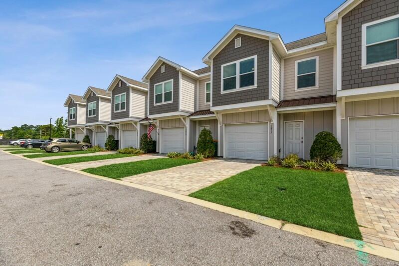 Stable Lanes - Residential