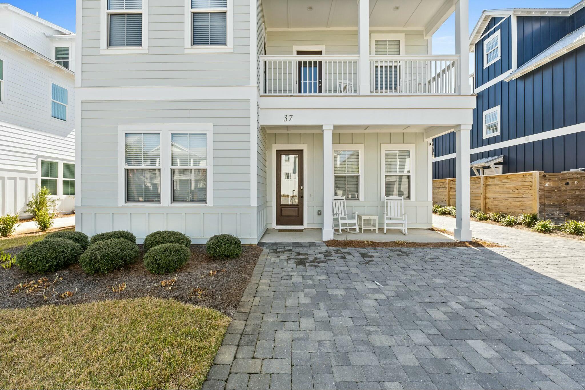 FRANGISTA BEACH 2ND ADDN - Residential