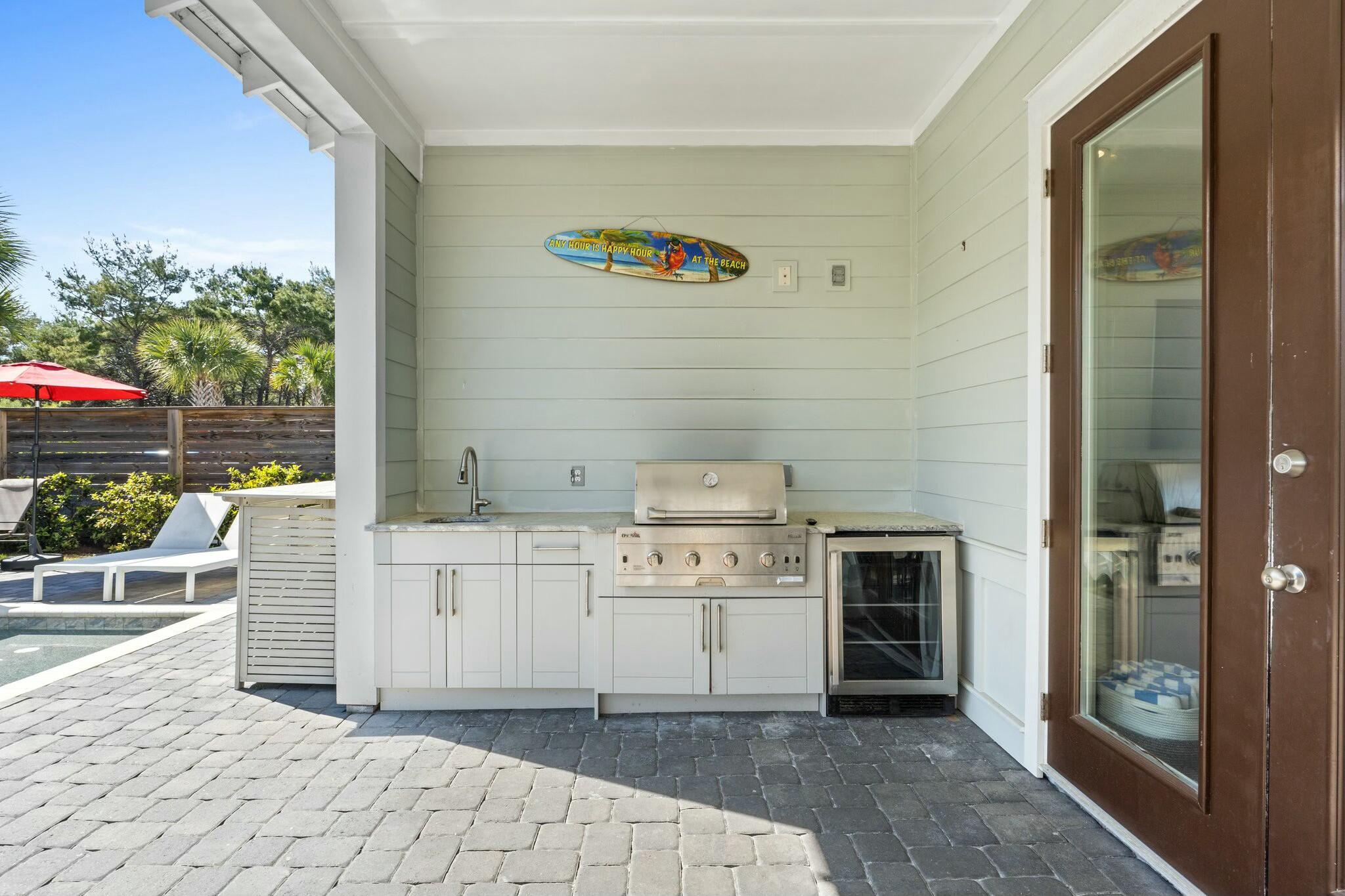 FRANGISTA BEACH 2ND ADDN - Residential