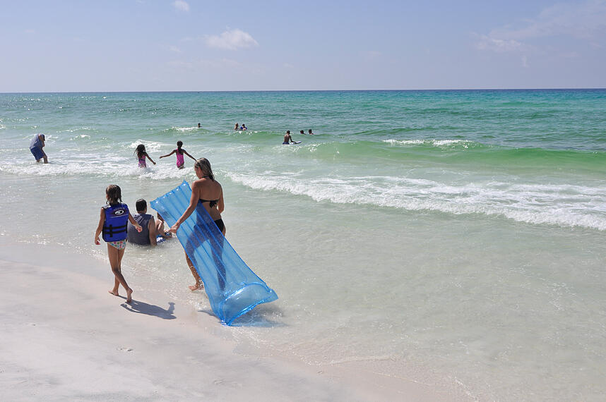 SUMMIT AT TOPS'L (THE) - Residential