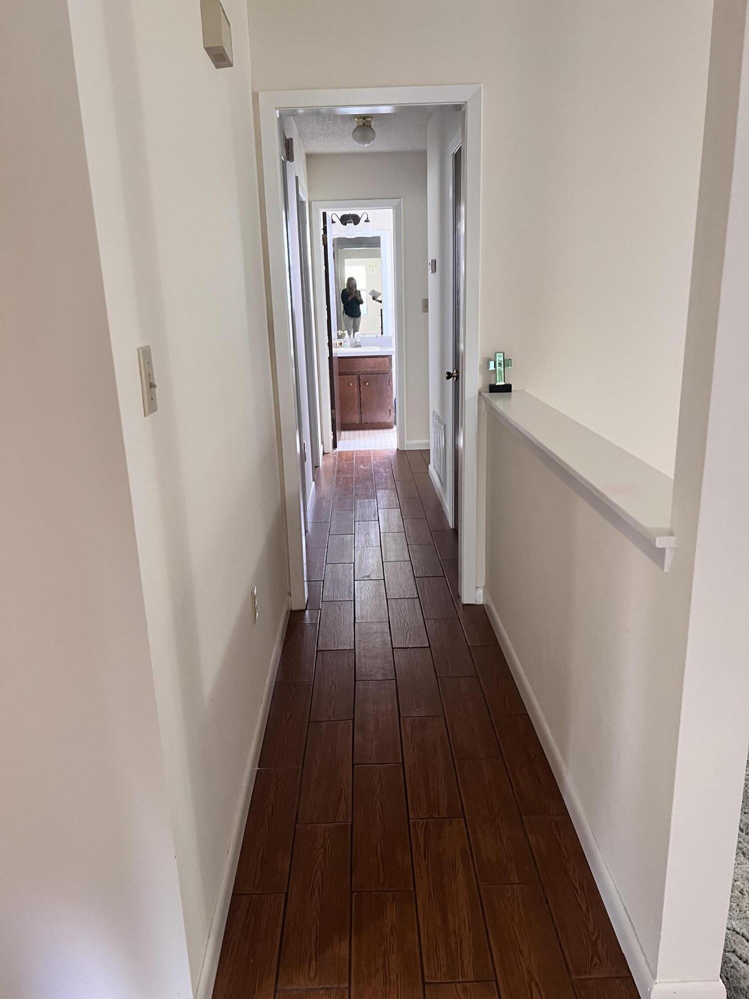 Foxwood  Estates 1 - Residential Lease