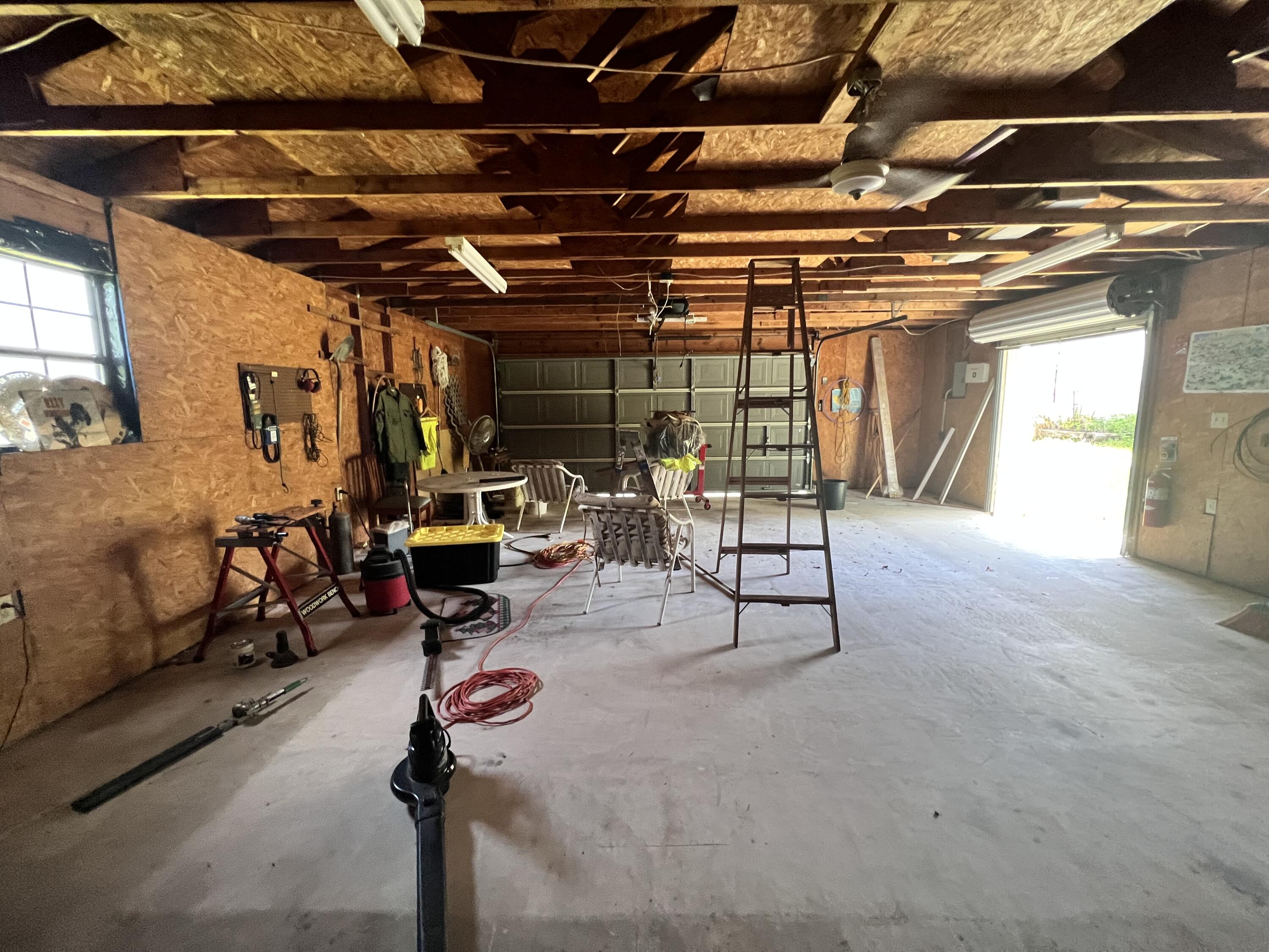 Foxwood  Estates 1 - Residential Lease