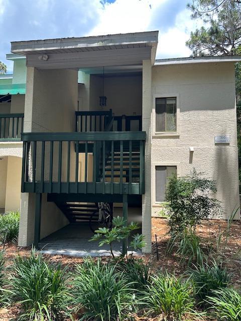 Recent remodeled/fully furnished 2 bedroom 2 full bathroom Condo in popular Bluewater Bay. Desired ground floor end unit with screened in patios on a serene lake - with lots of wildlife. Very comfortable floor plan with 3 big screen TVs. Close to everything - shopping, restaurants. recreation, award winning schools, medical services, Destin's beautiful beaches and Eglin AFB, the area's largest employer. Bluewater Bay community provides safe walking, jogging, biking, boating, tennis, swimming, golf and a waterfront marina with restaurant. Property is ready to go!!! This is a smart buy for owner occupant or investor. Check it out.