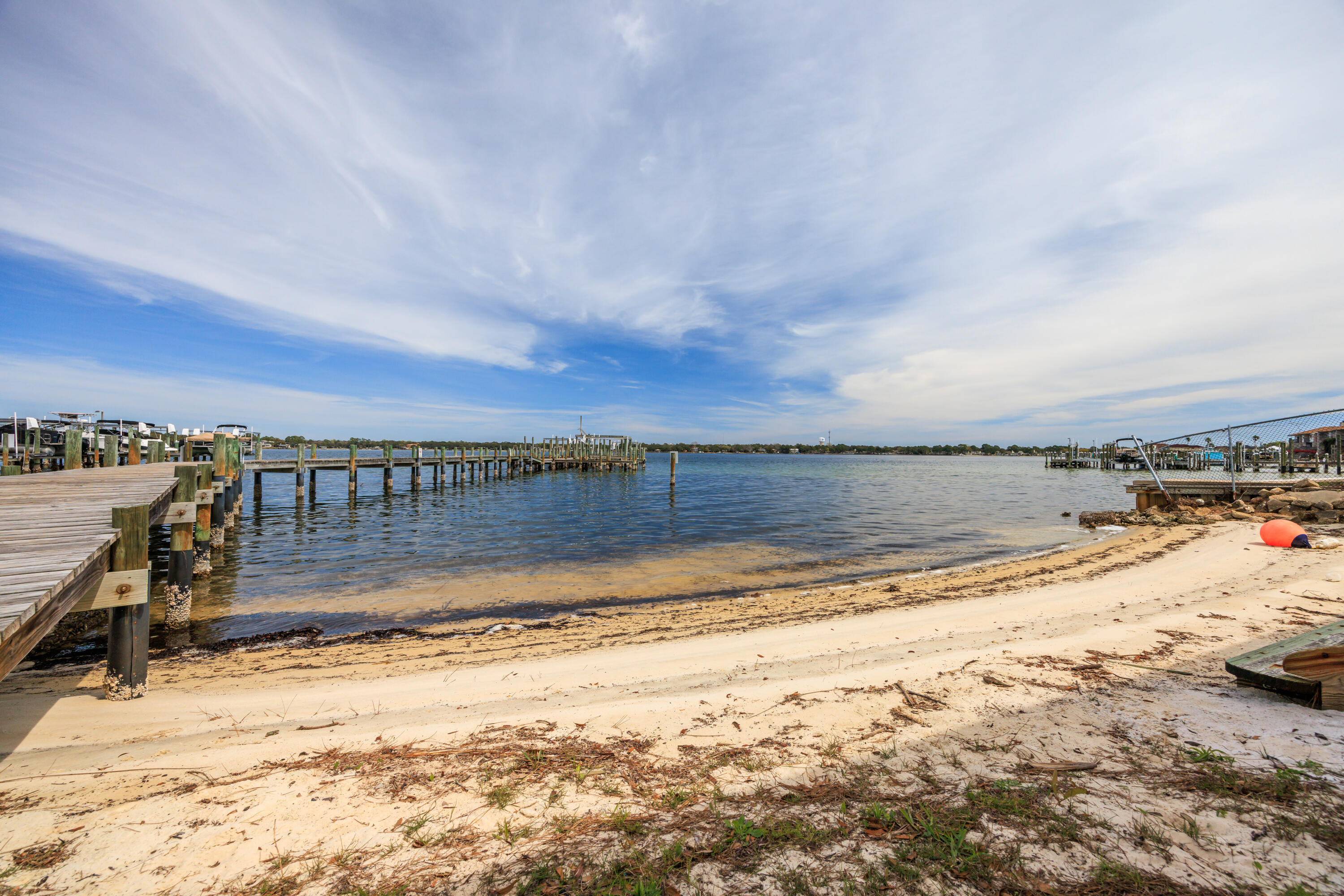 HARBOR T/H - Residential