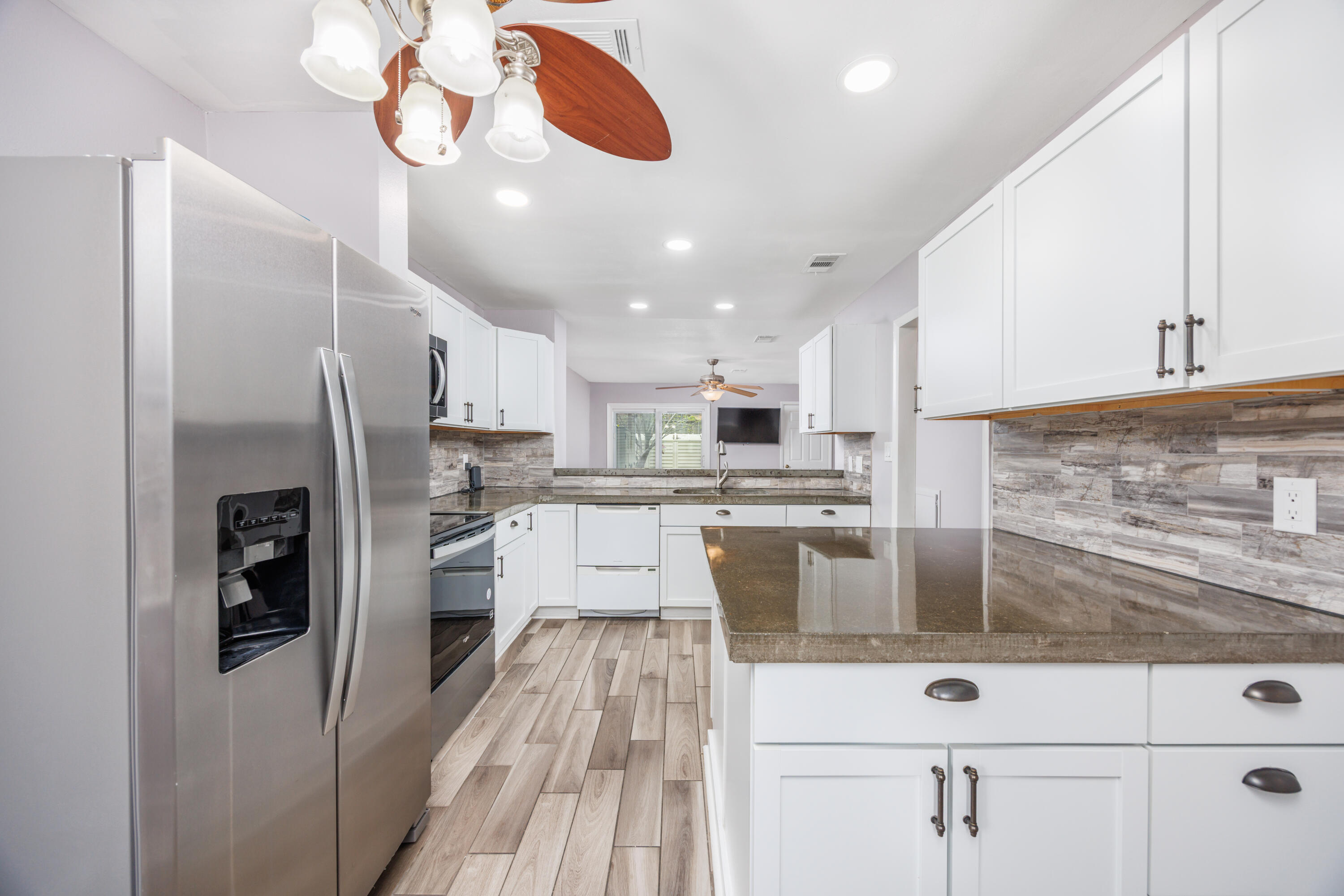 HARBOR T/H - Residential