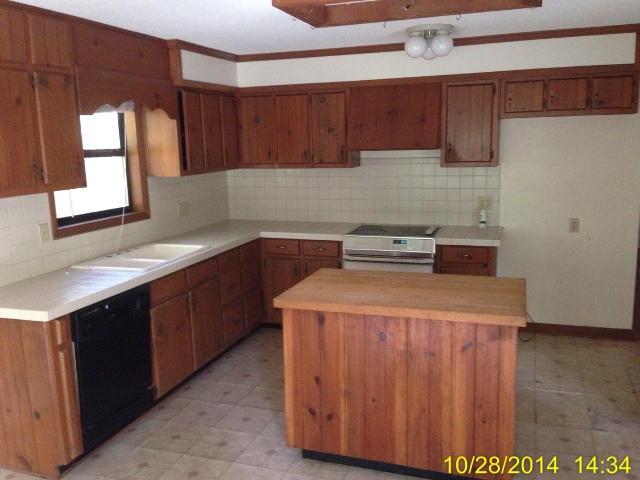 CHEROKEE BEND S/D - Residential