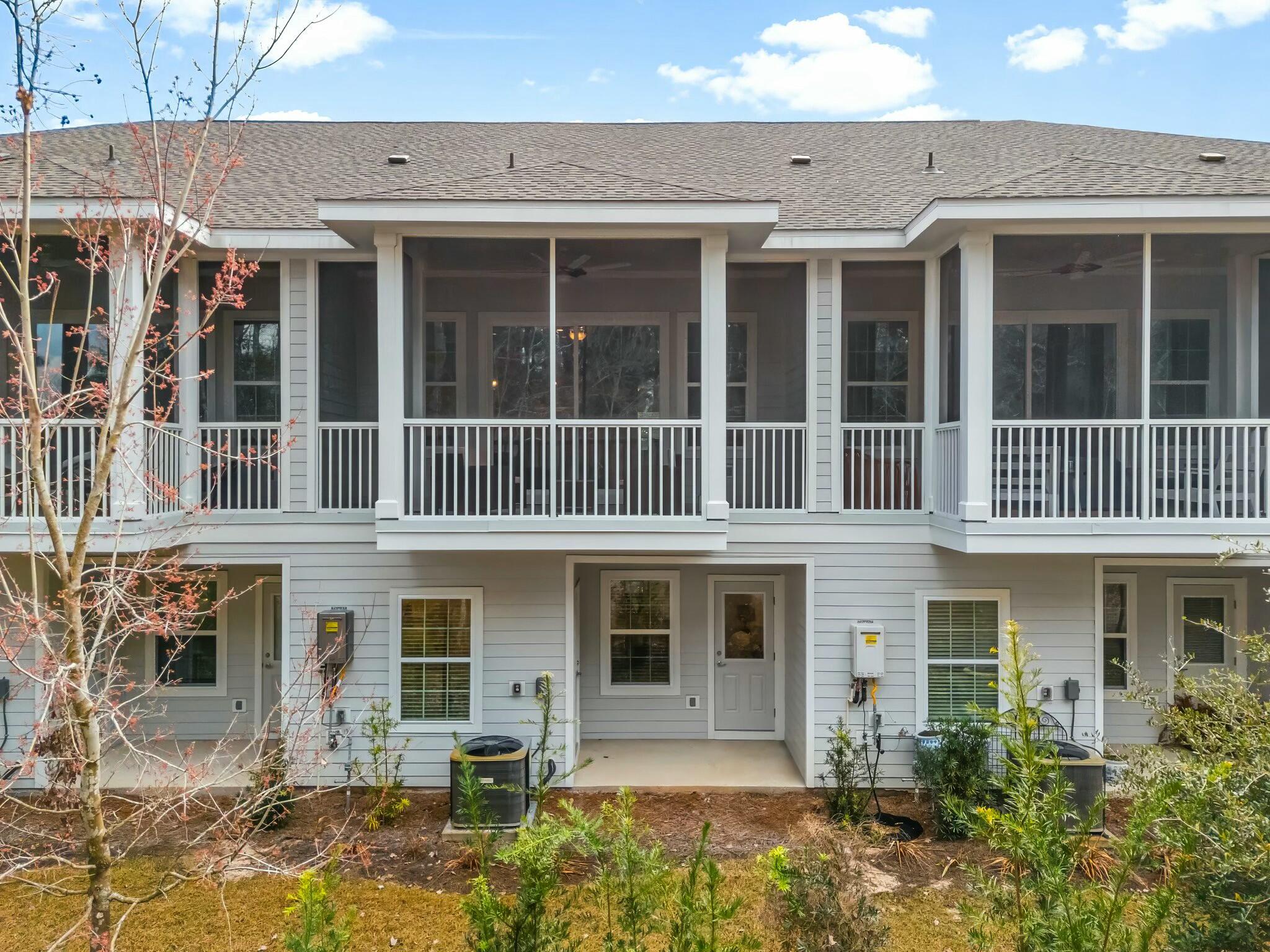 KARA LAKE TOWNHOMES - Residential