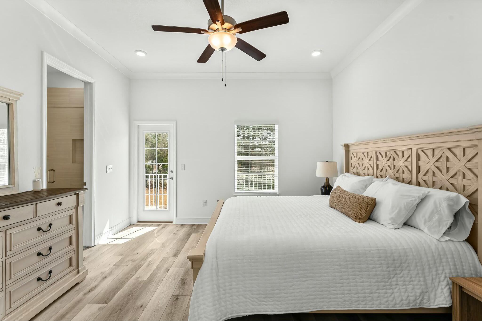 KARA LAKE TOWNHOMES - Residential