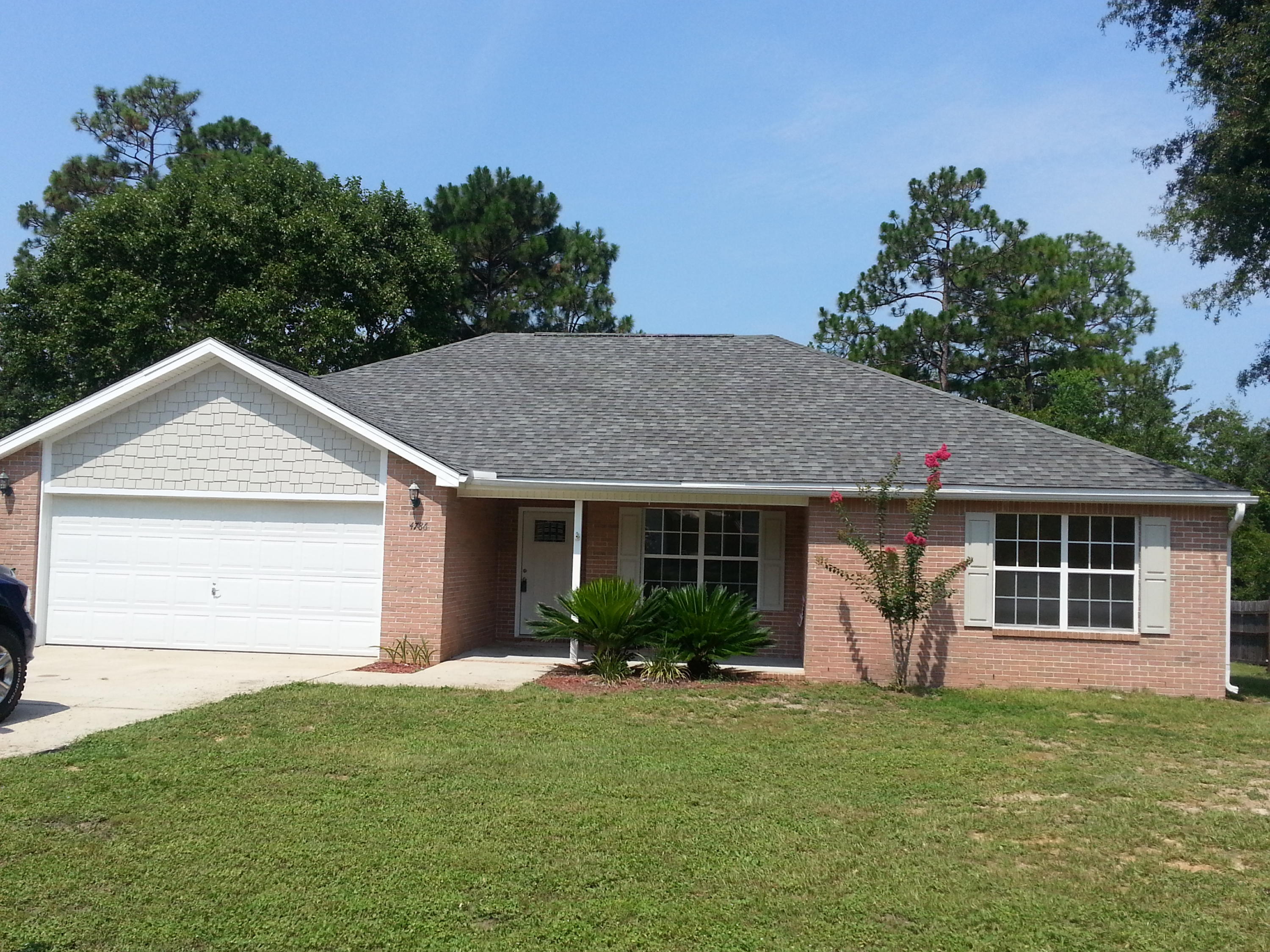 This beautiful home is conveniently located in the quiet Shoal Lake Subdivision. Every inch of this home has been beautifully updated with high end finishes. The spacious Kitchen features granite countertops with a breakfast bar along with an elegant tile backsplash. The Living Room has a wood burning fireplace, a vaulted ceiling and gorgeous hardwood floors. The Master Bedroom has two large walk in closets and a beautiful en suite. The huge fenced in yard has a large deck that is perfect for entertaining. You simply must see this house to believe it. Call now to book your showing.