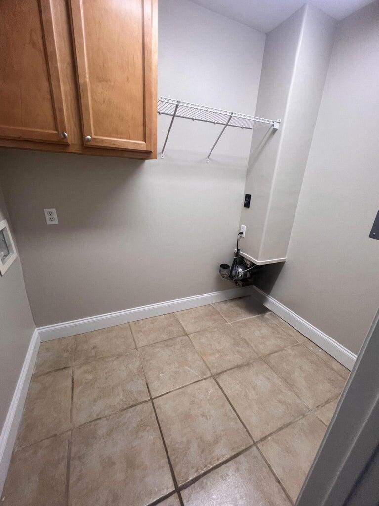 OLD BAY CONDO - Residential Lease