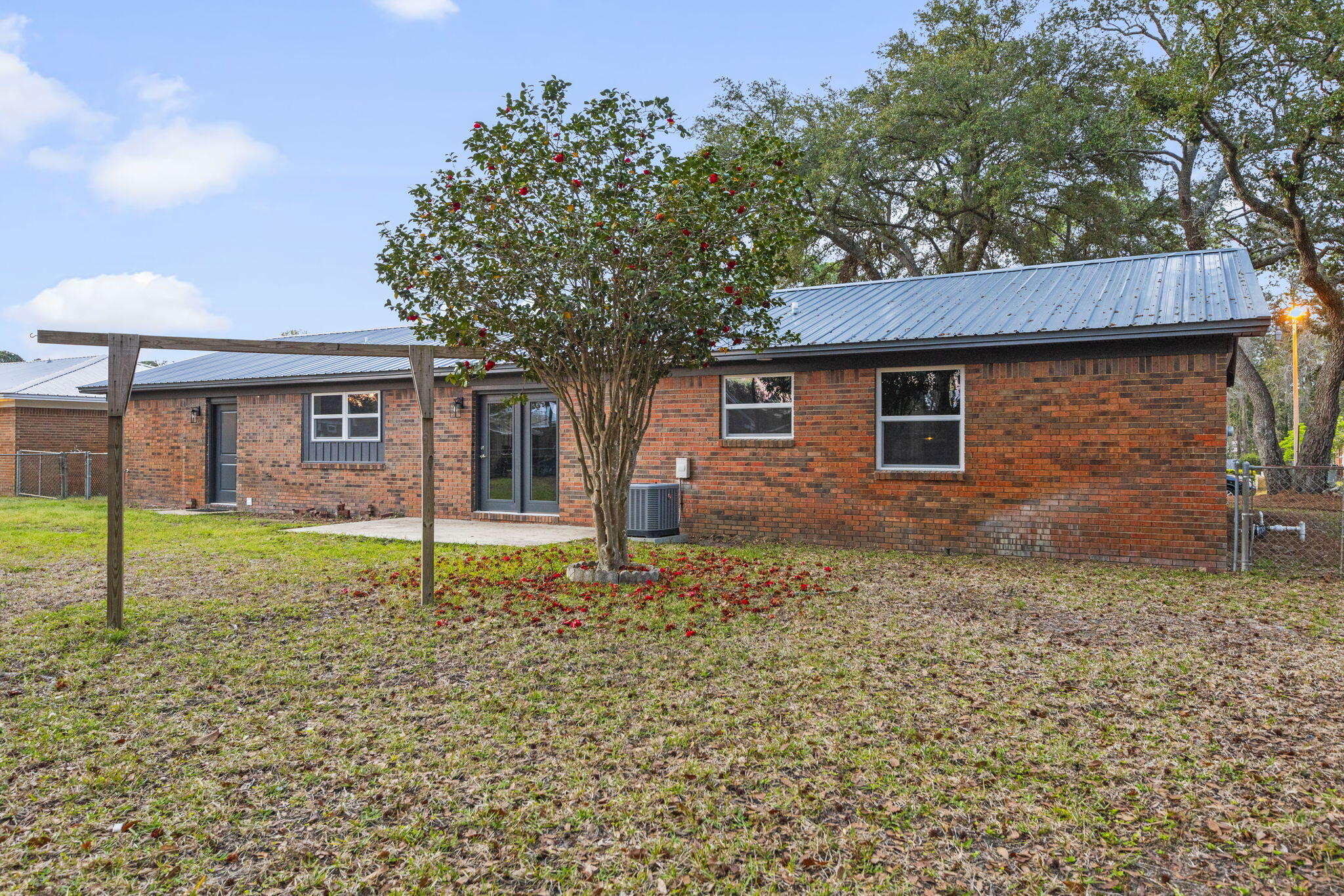 NICEVILLE PINES - Residential