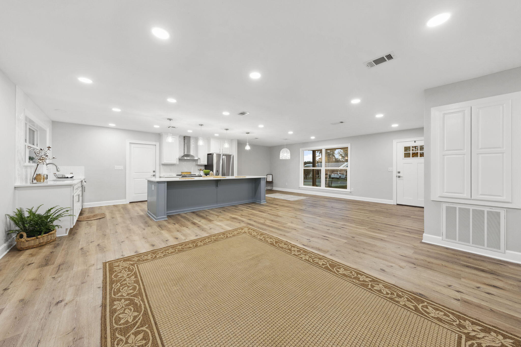 NICEVILLE PINES - Residential