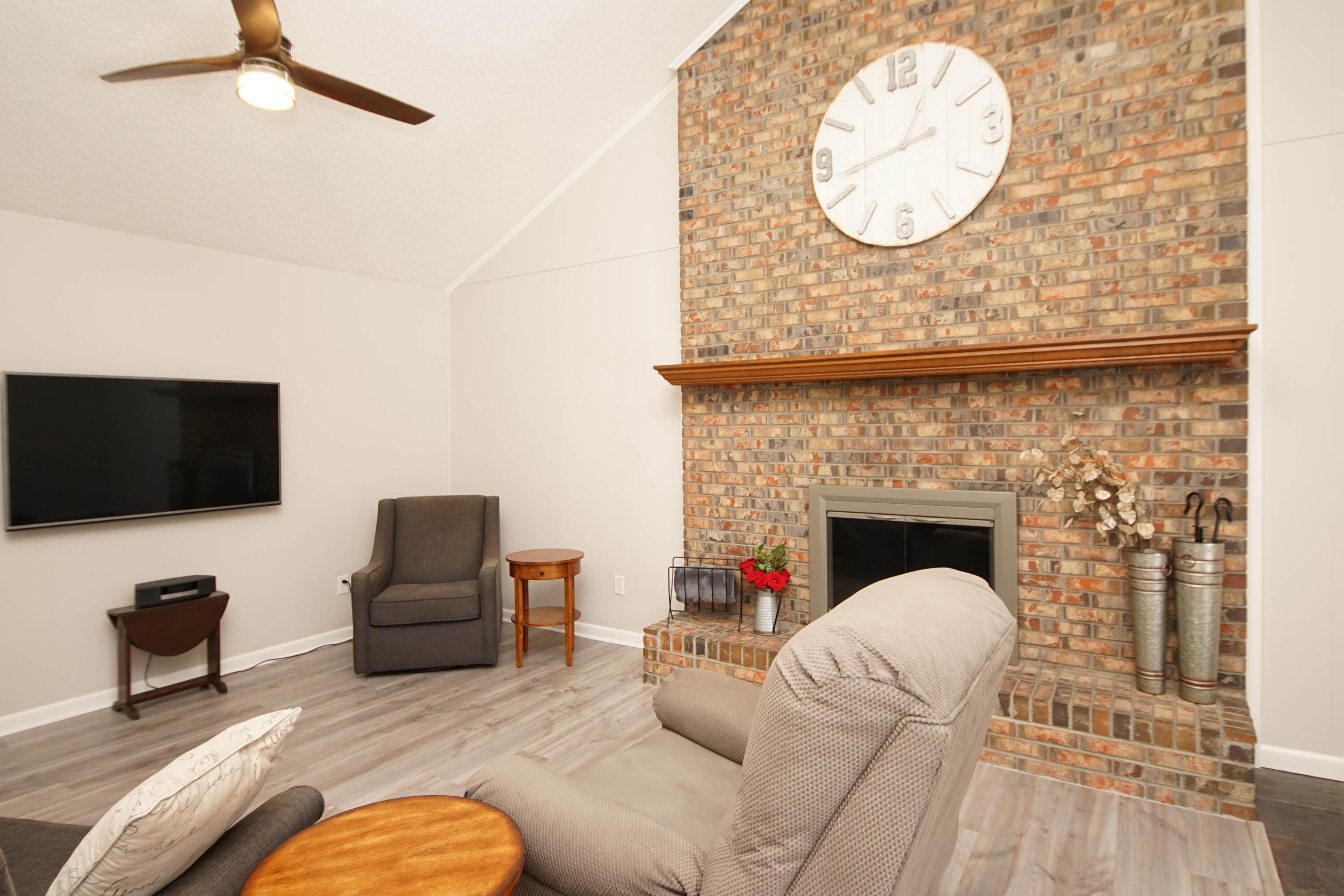 PALM ESTATES UNIT 2 - Residential