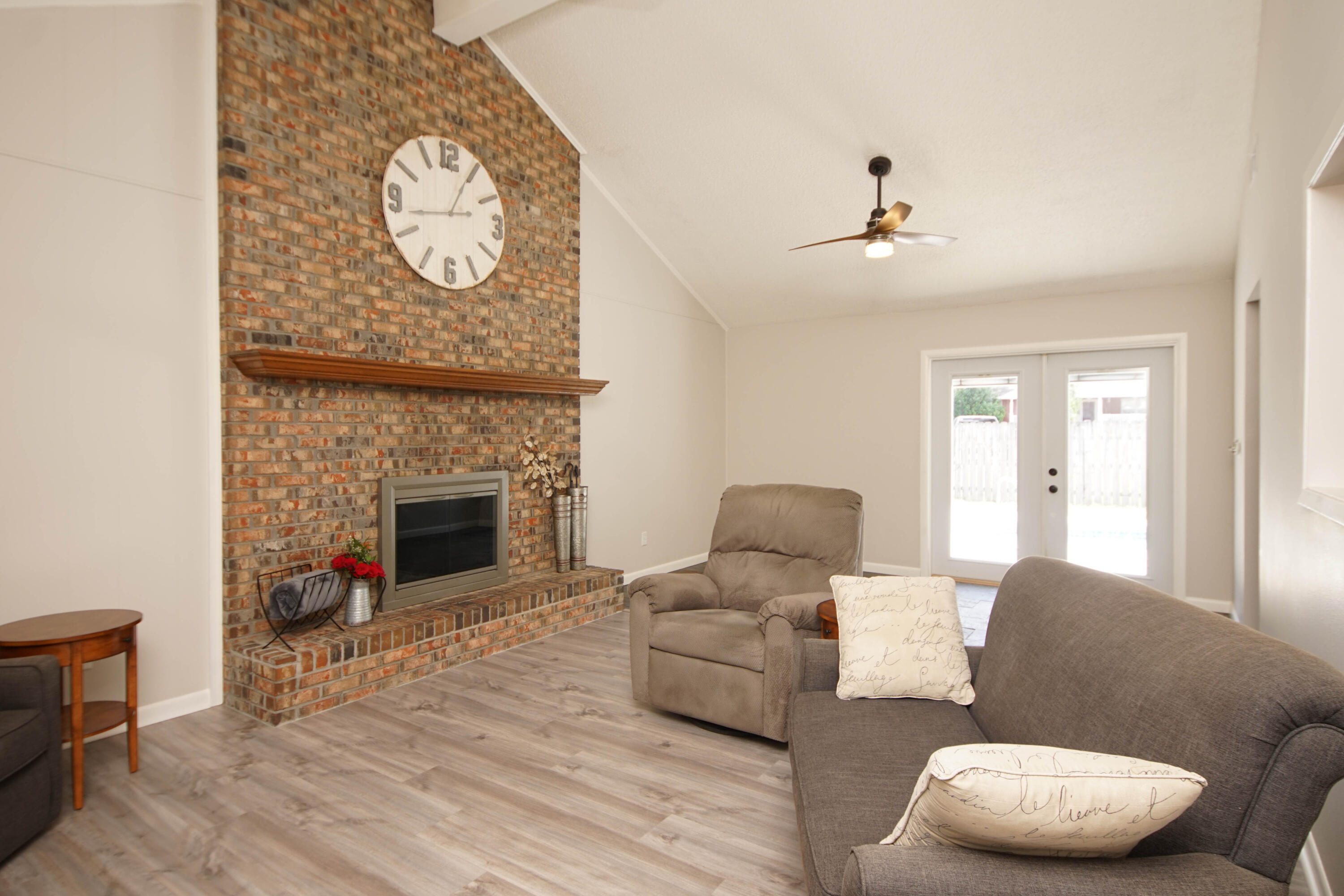 PALM ESTATES UNIT 2 - Residential