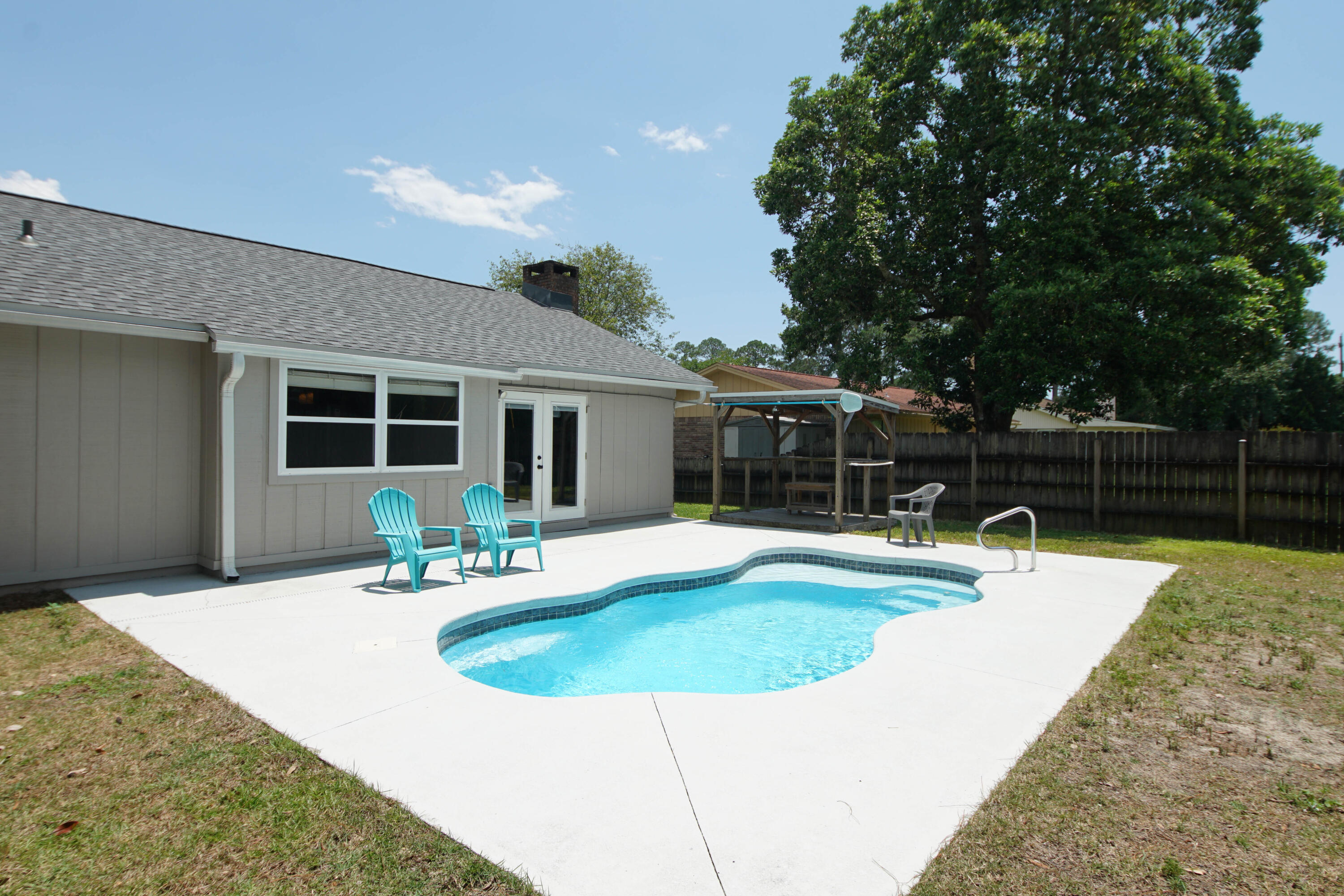 PALM ESTATES UNIT 2 - Residential