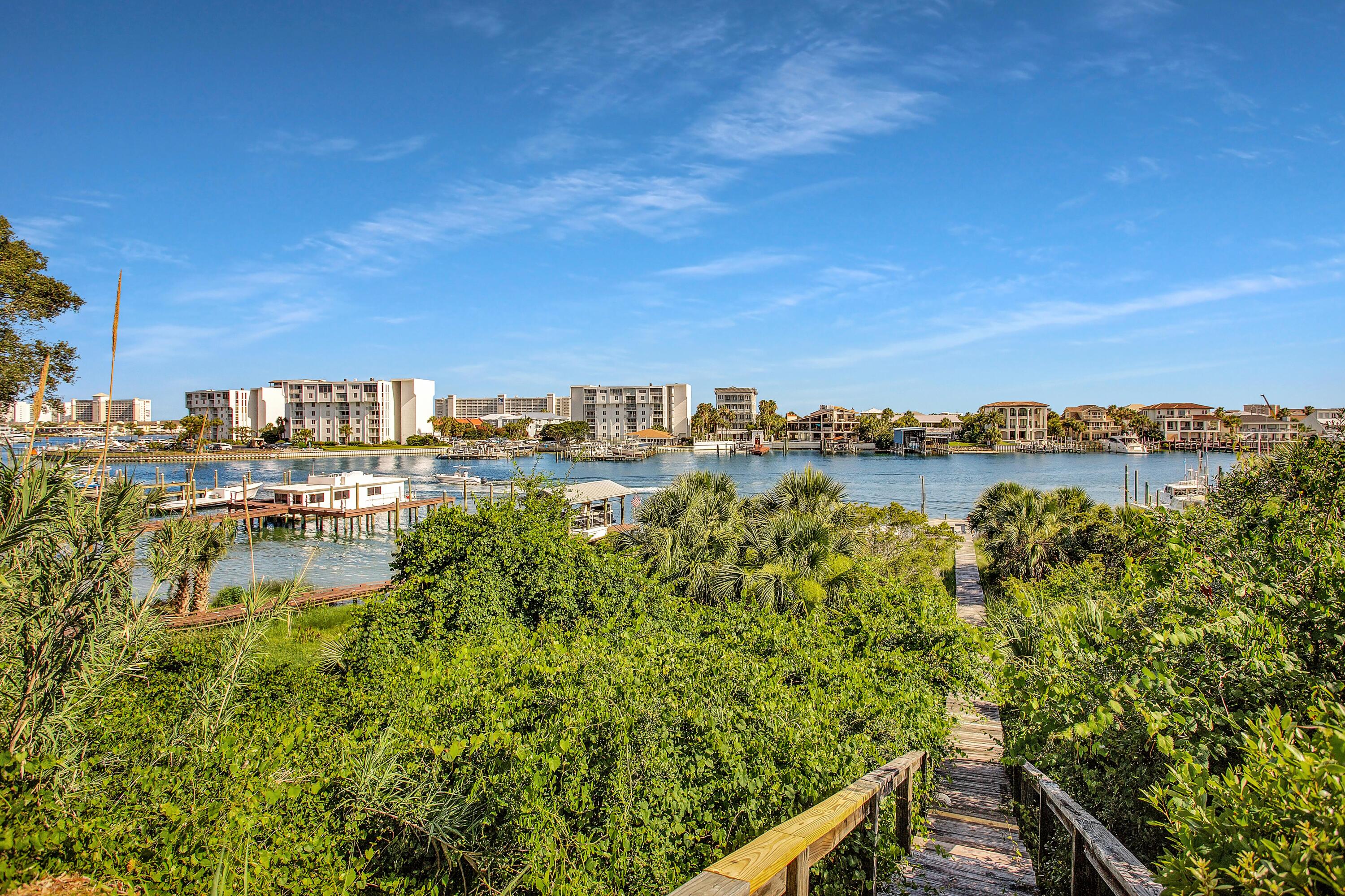 EAST PASS ADDN TO DESTIN - Residential