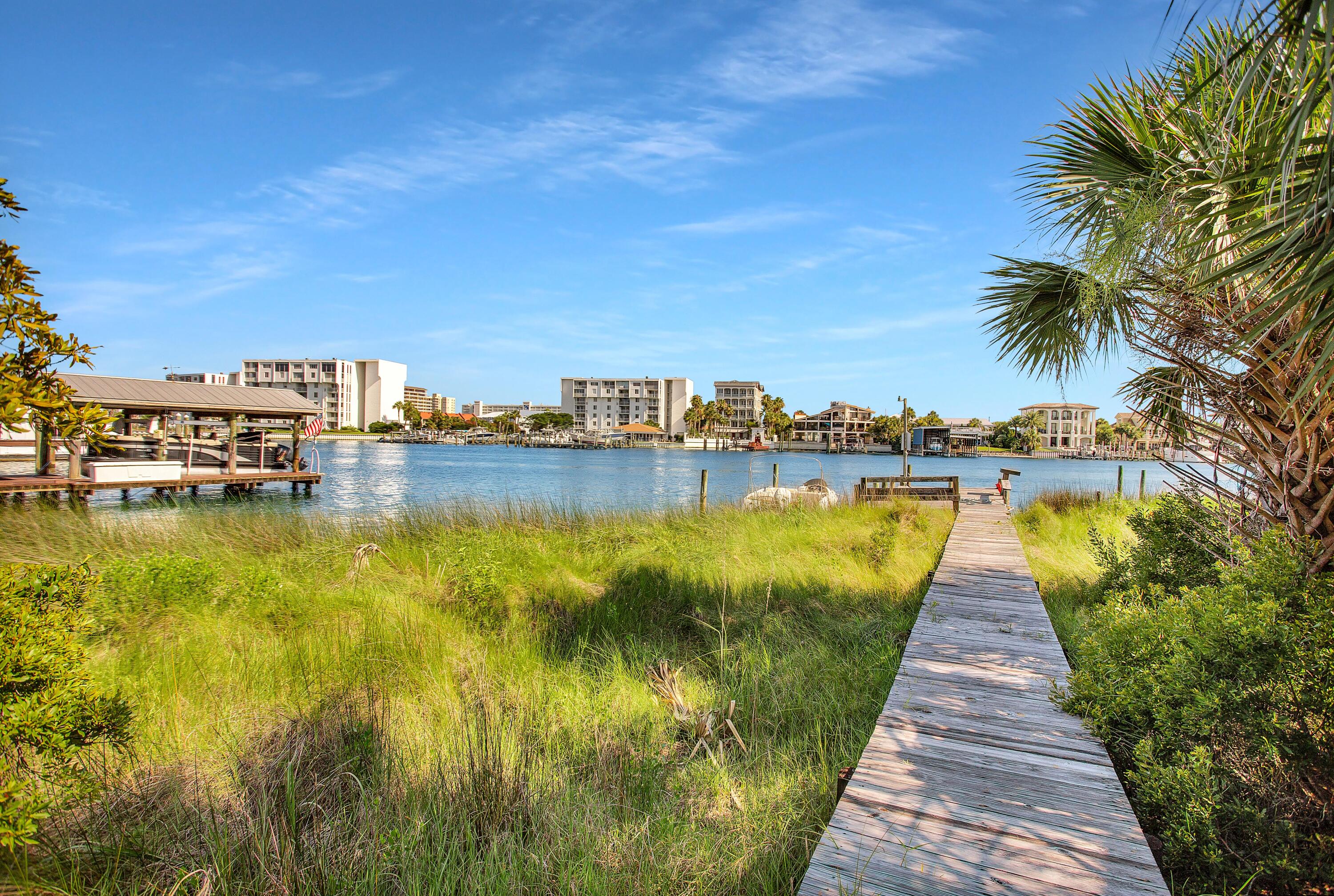 EAST PASS ADDN TO DESTIN - Residential