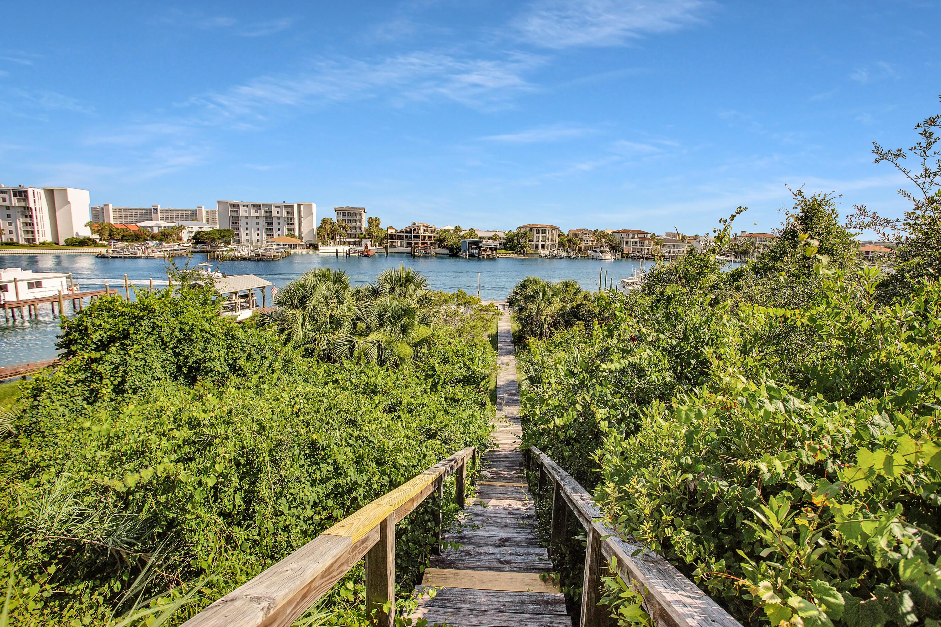 EAST PASS ADDN TO DESTIN - Residential