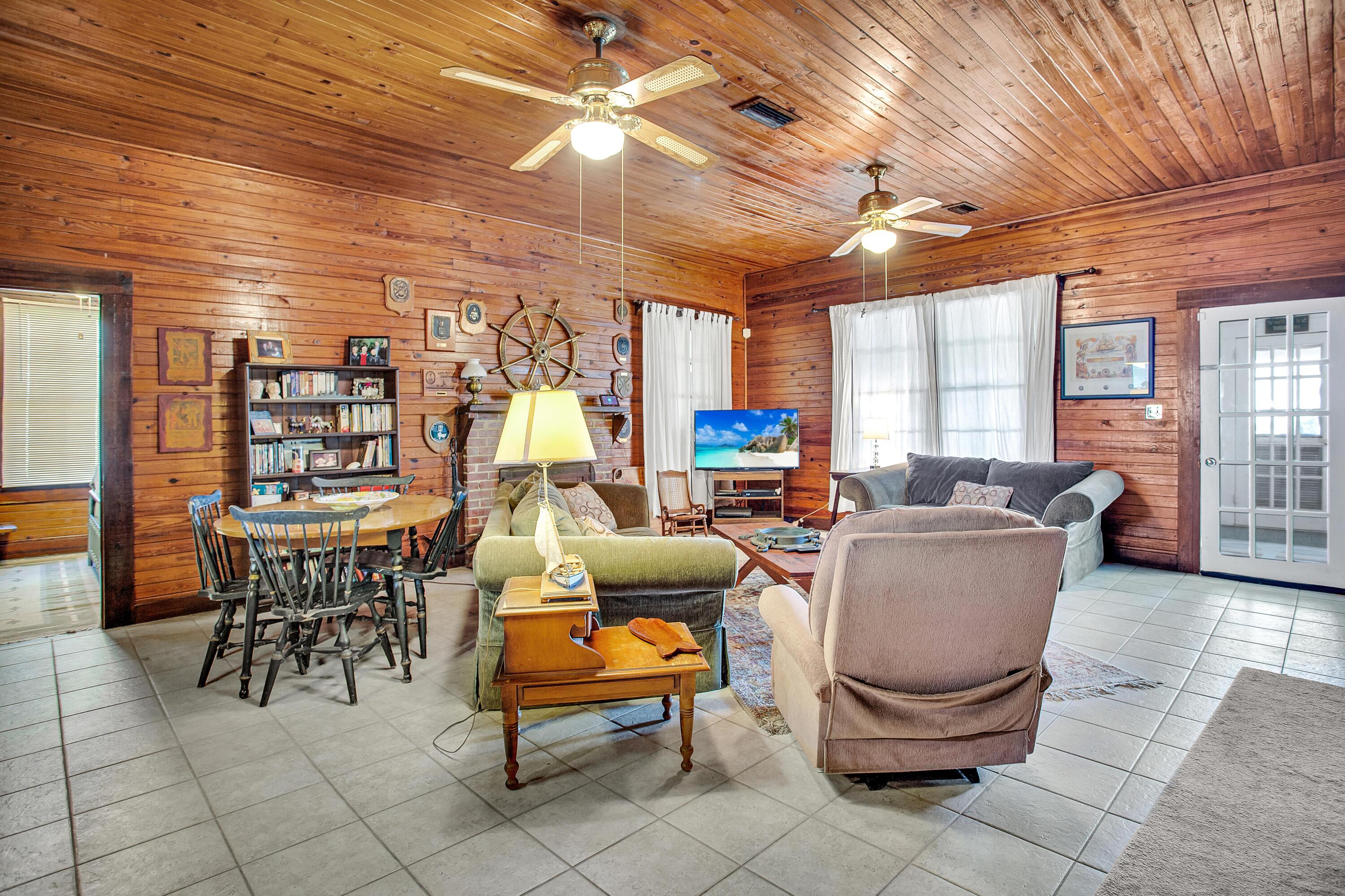 EAST PASS ADDN TO DESTIN - Residential