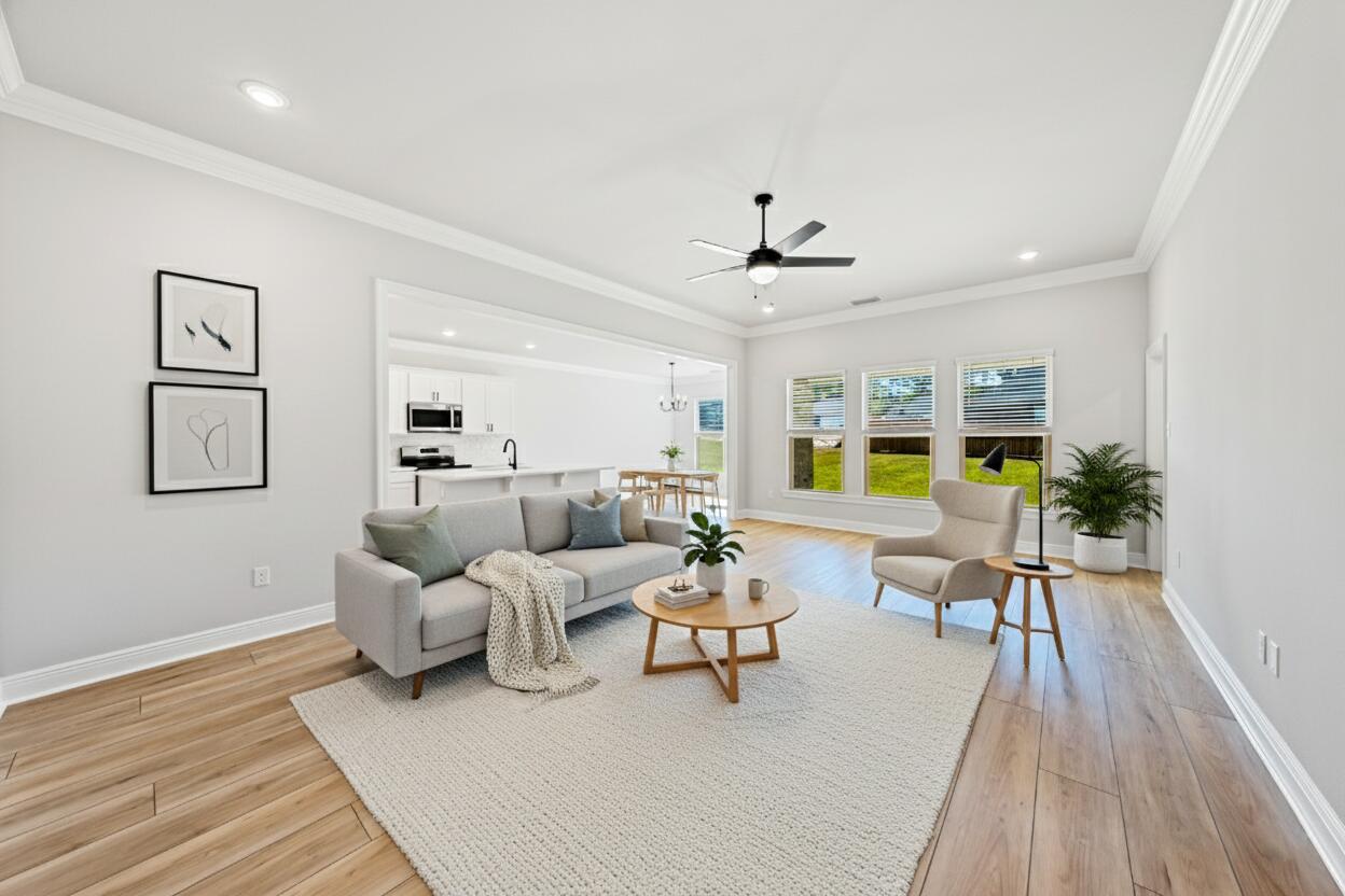 YOUNG OAKS - Residential