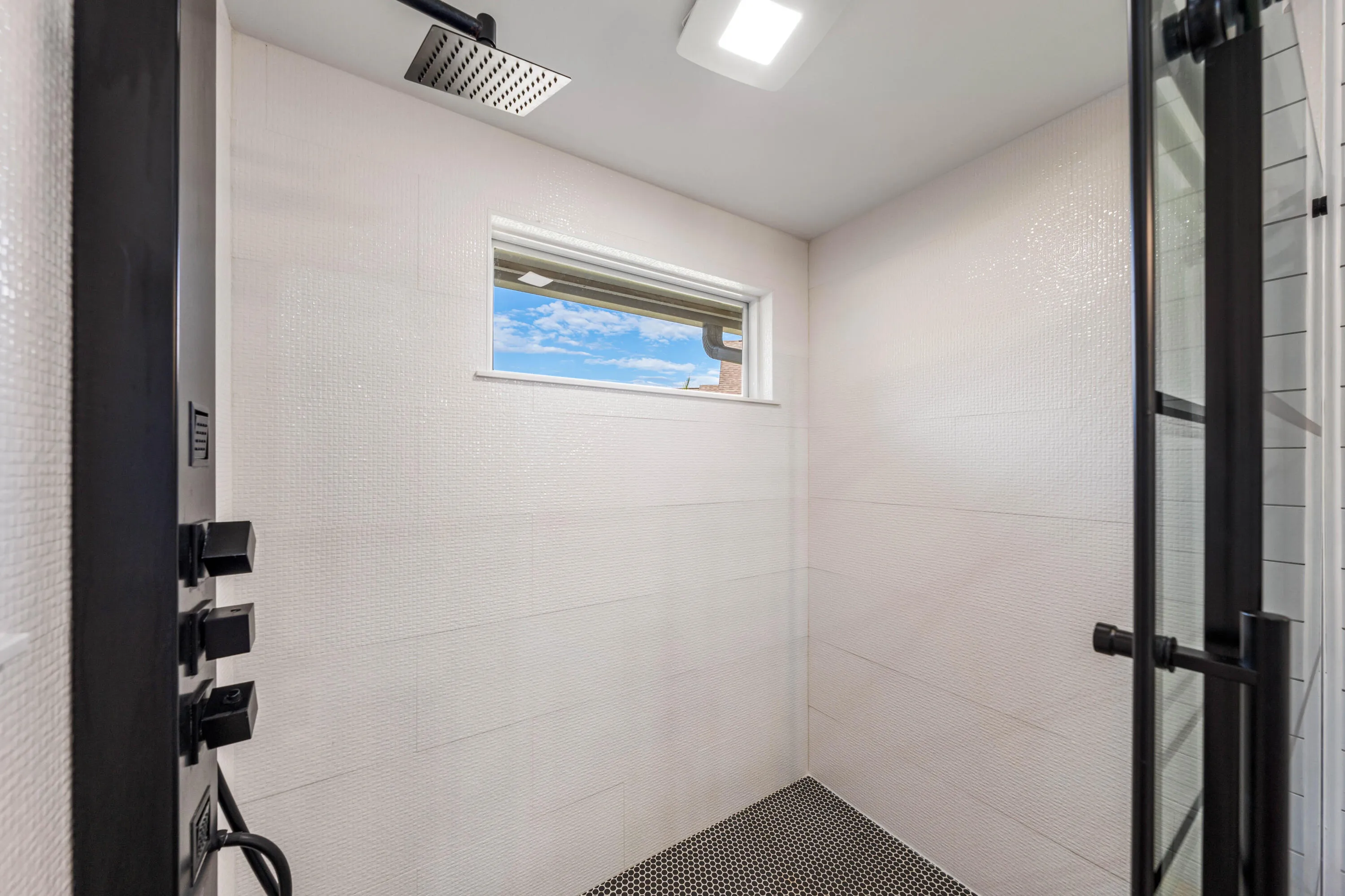 Navarre, Florida 32566, United States, 4 Bedrooms Bedrooms, ,3 BathroomsBathrooms,Residential,Pending,18457