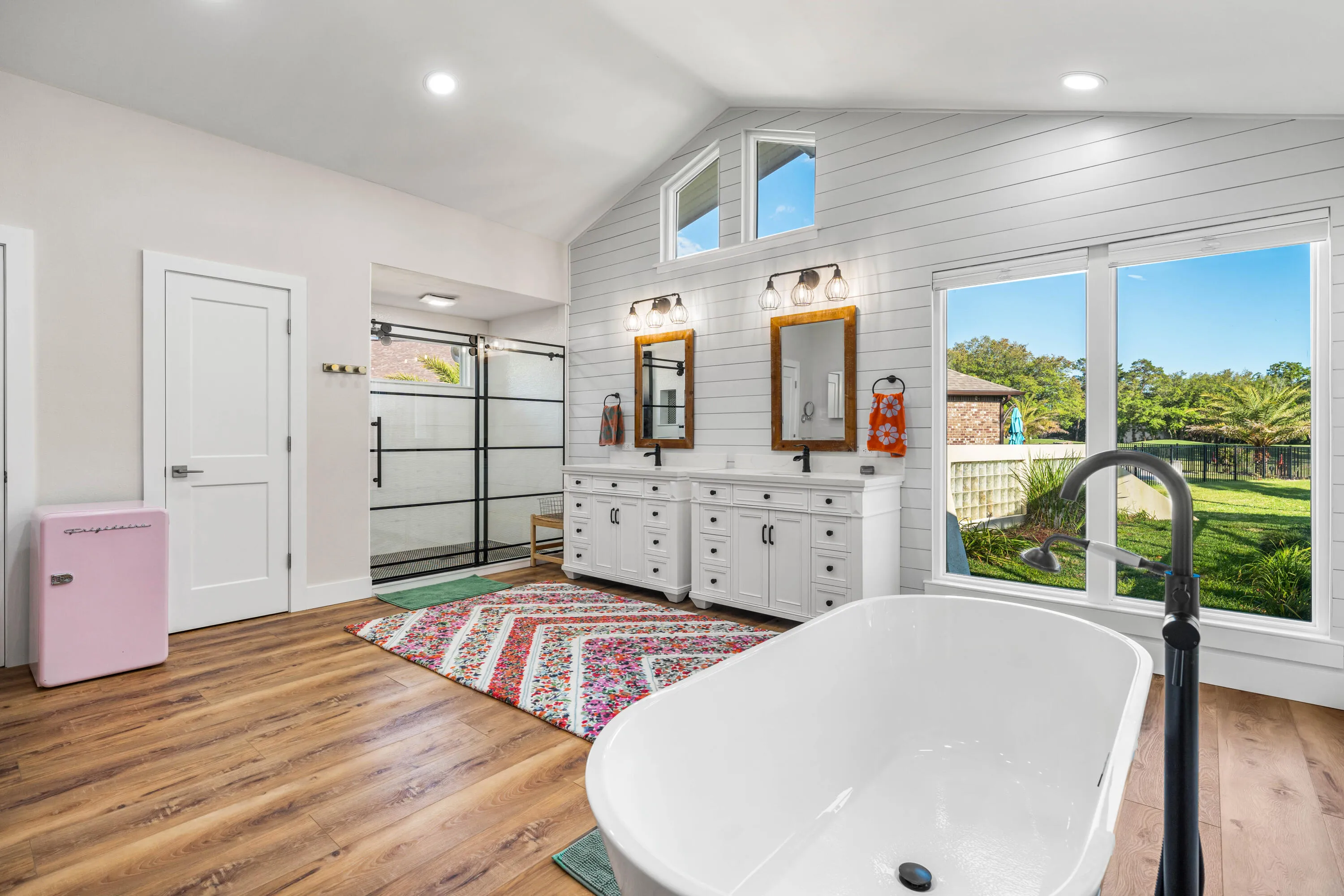 Navarre, Florida 32566, United States, 4 Bedrooms Bedrooms, ,3 BathroomsBathrooms,Residential,Pending,18457