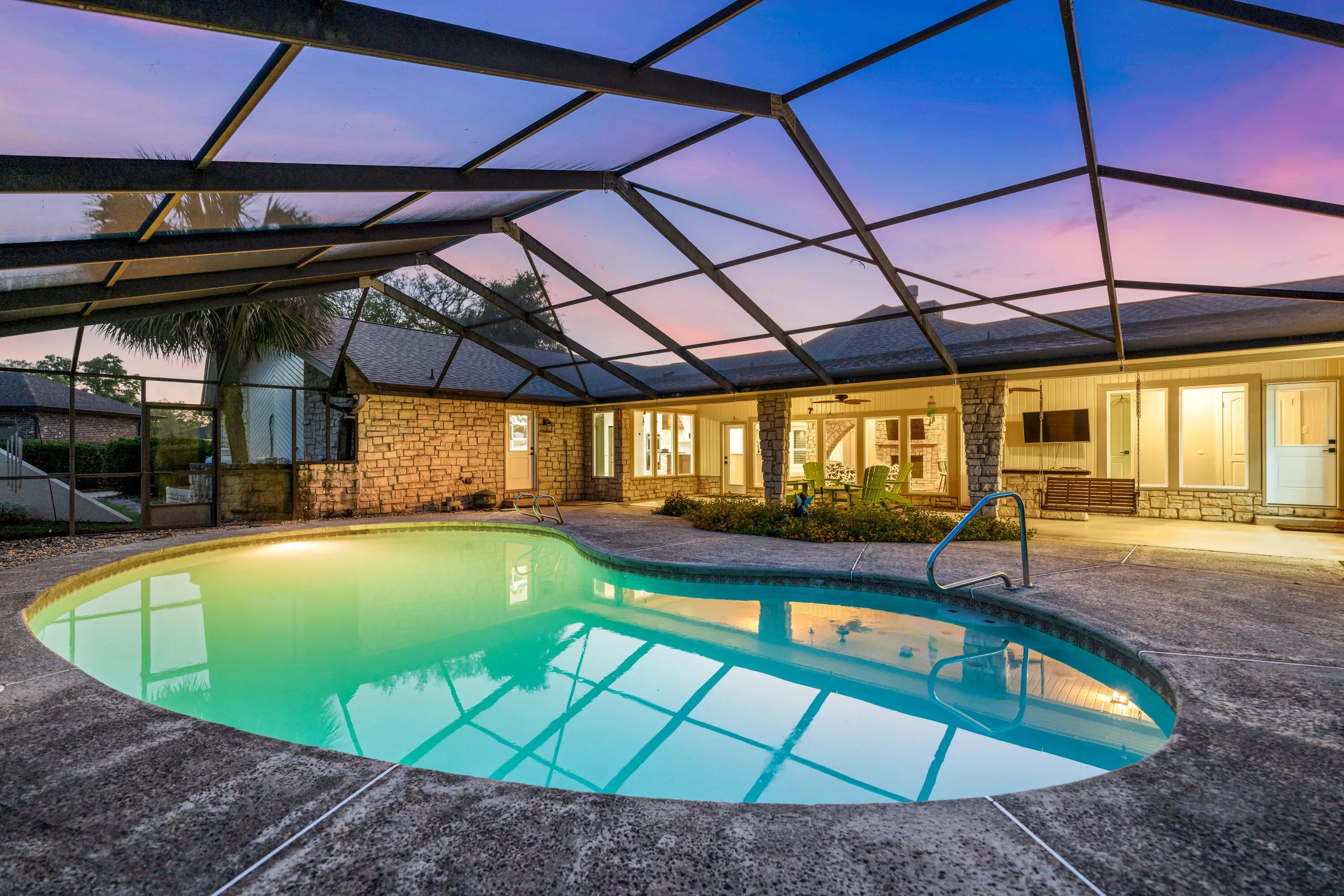 Navarre, Florida 32566, United States, 4 Bedrooms Bedrooms, ,3 BathroomsBathrooms,Residential,Pending,18457