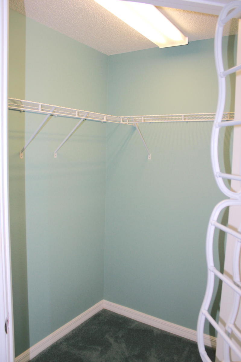 SUMMERWIND CONDOS - Residential