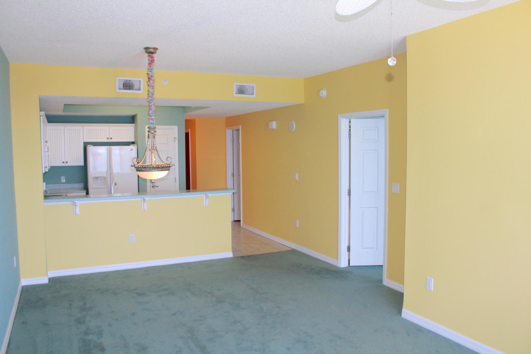 SUMMERWIND CONDOS - Residential