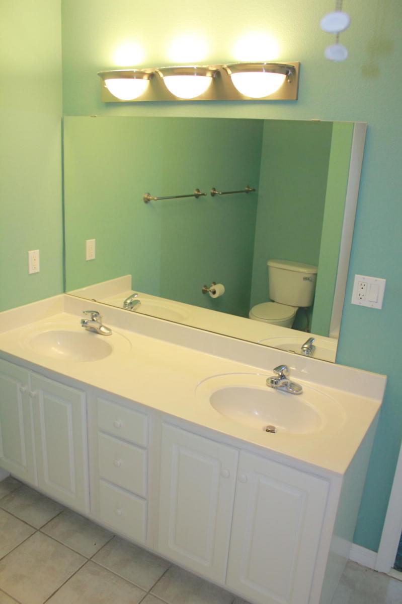 SUMMERWIND CONDOS - Residential