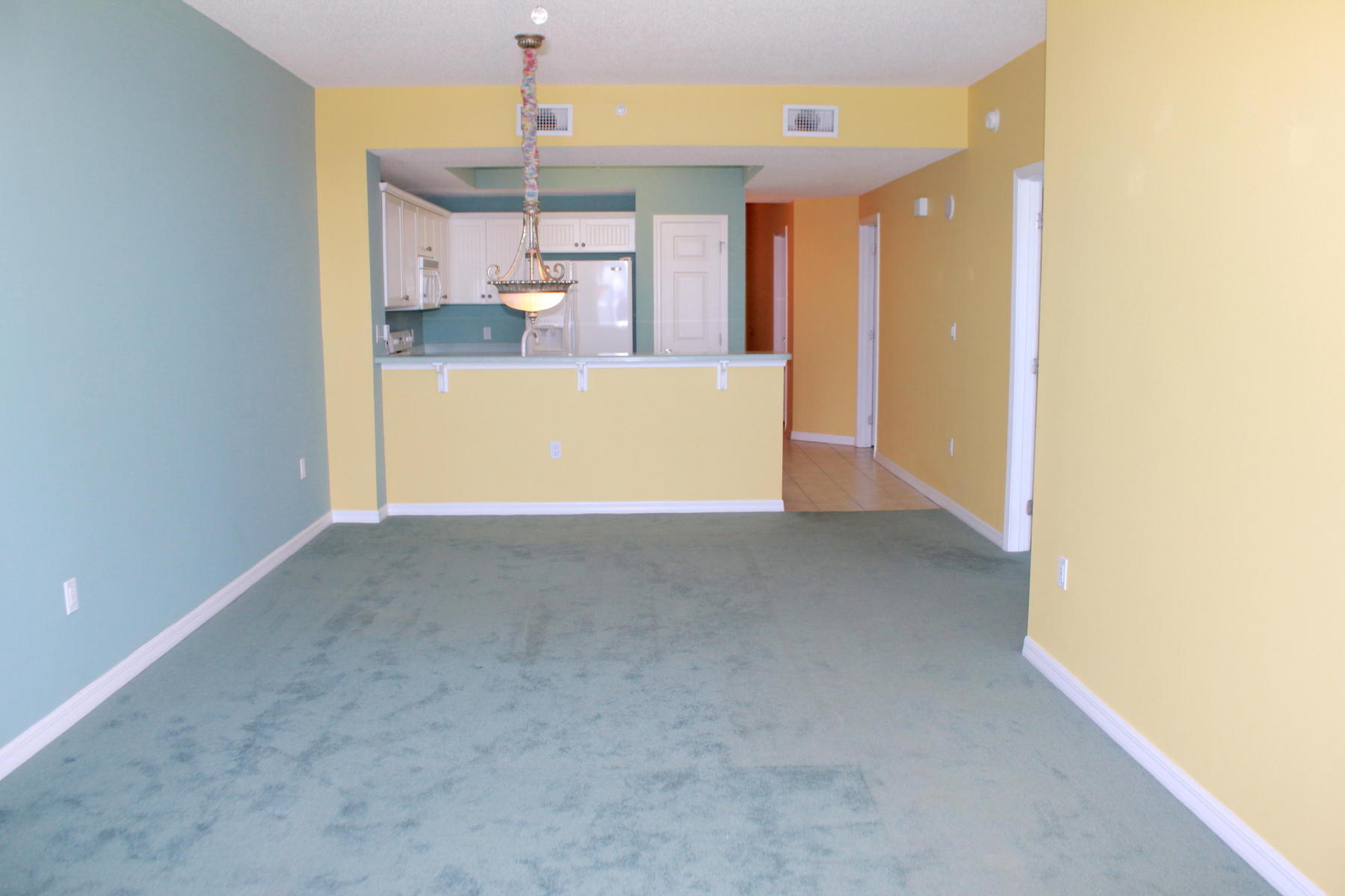 SUMMERWIND CONDOS - Residential