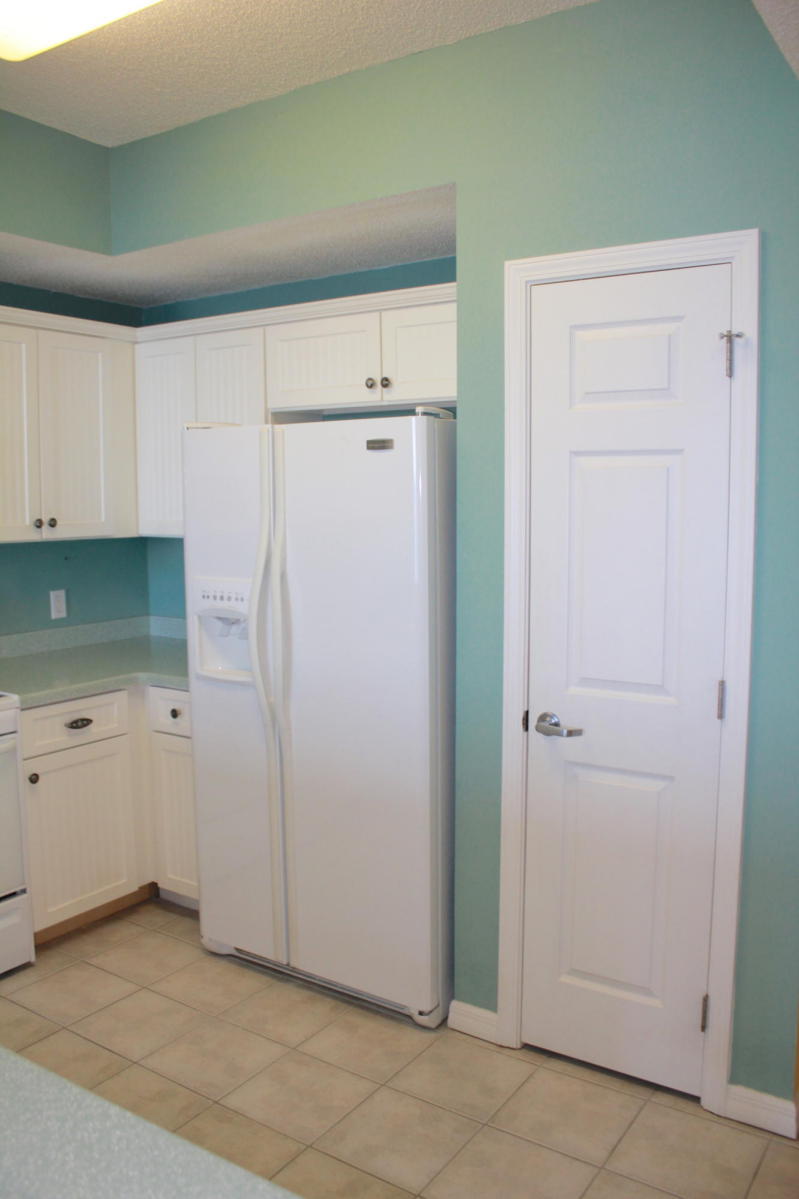 SUMMERWIND CONDOS - Residential