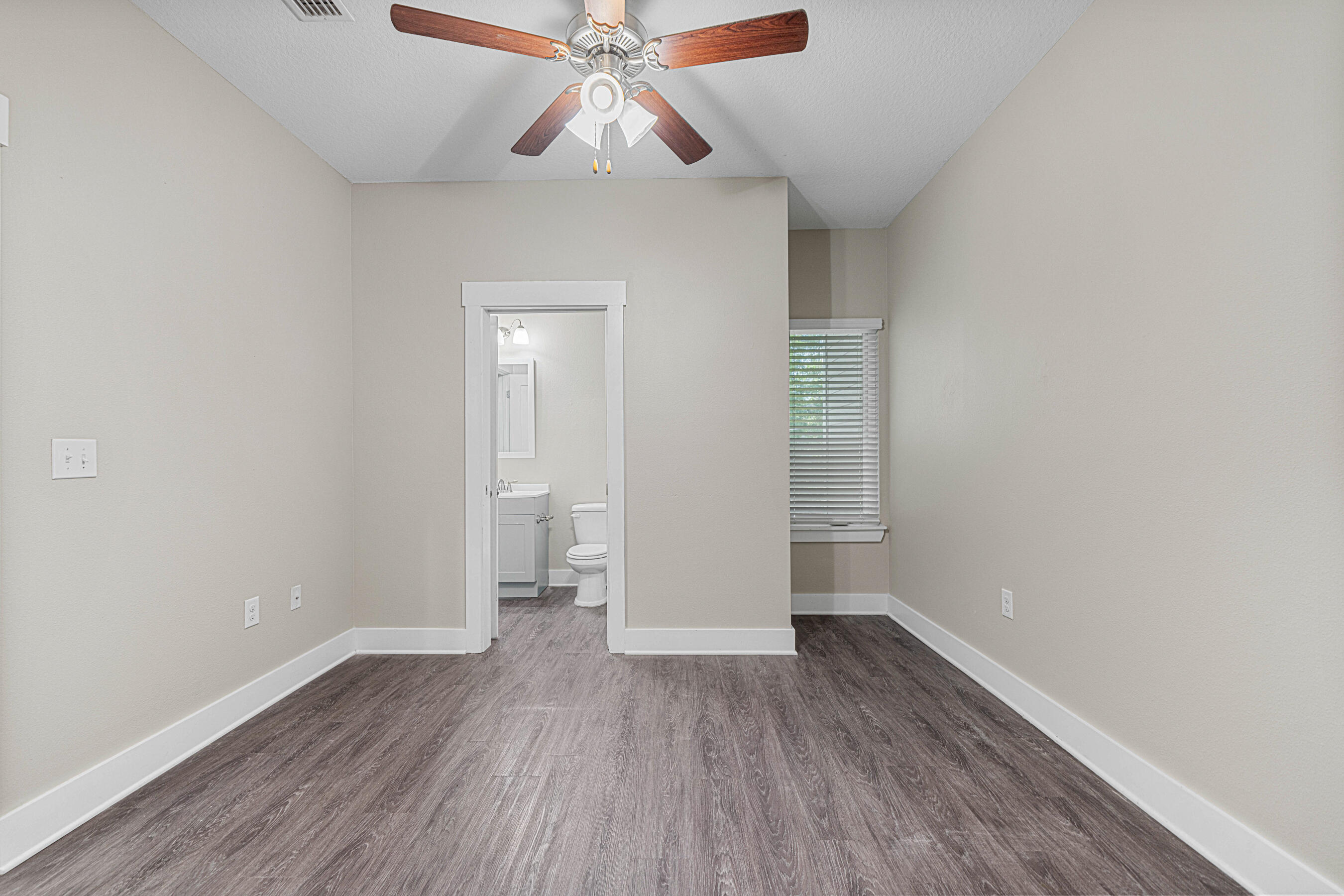 VERANDAS AT FREEPORT - Residential