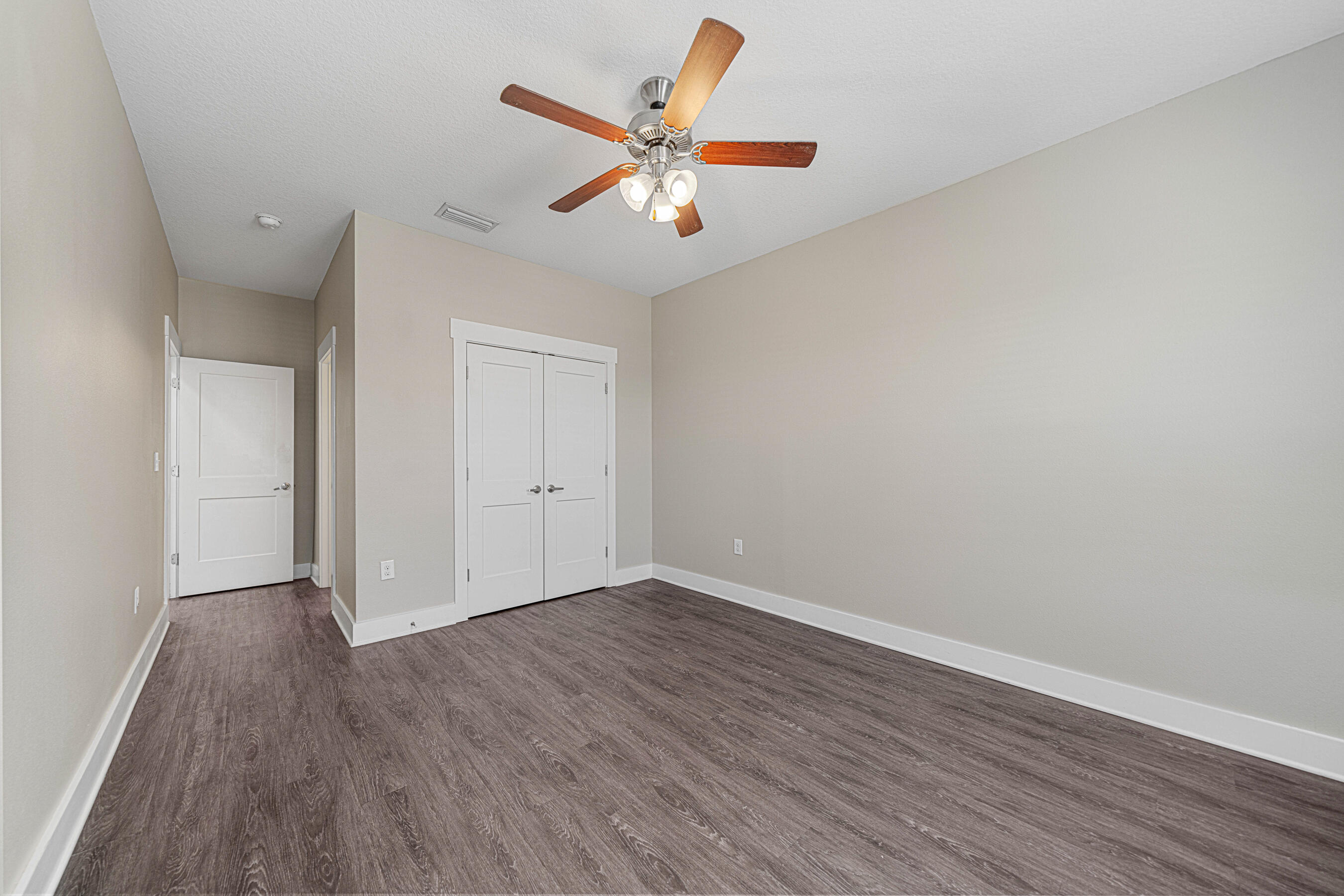 VERANDAS AT FREEPORT - Residential